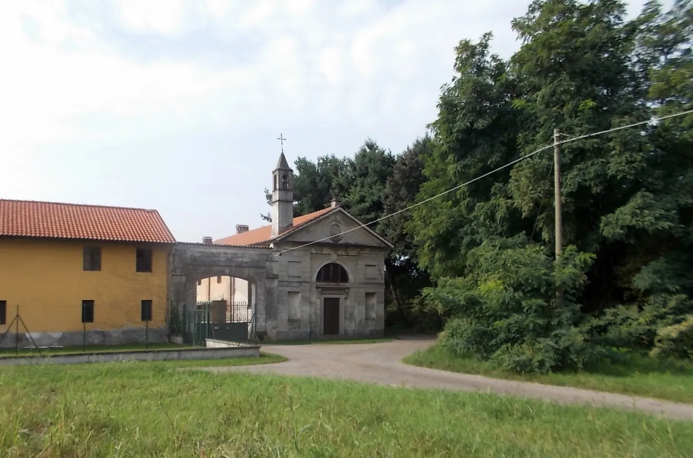 Photo showing: la cascina Gomarasca sulla strada provinciale 34 ad Arluno