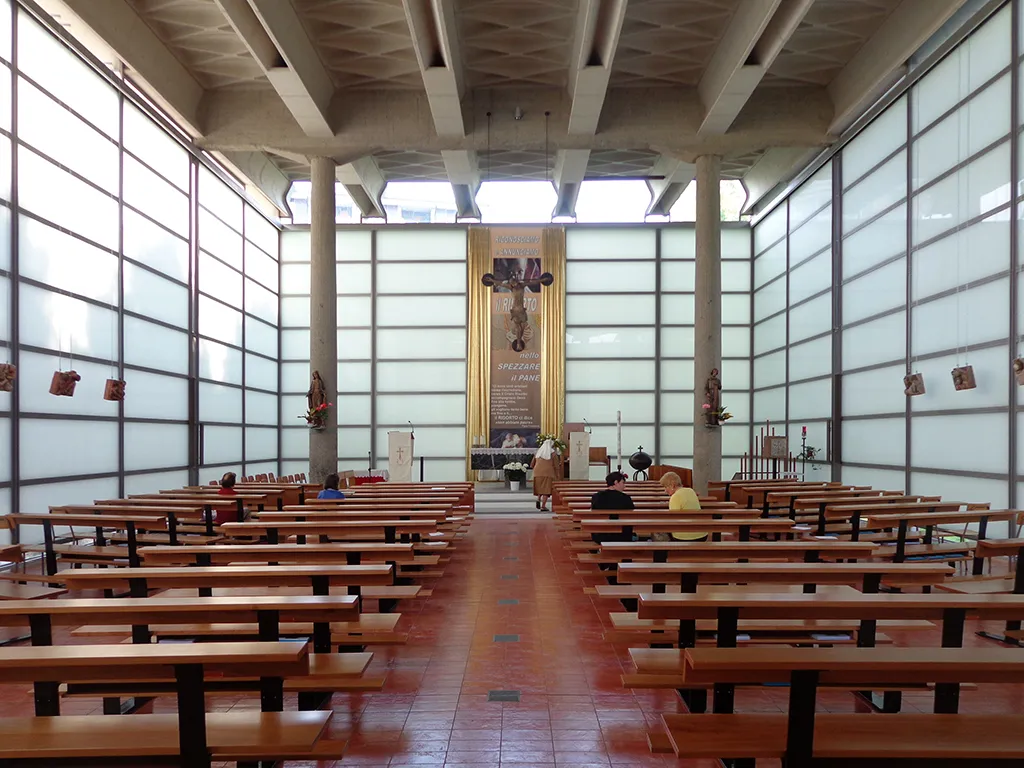 Photo showing: Baranzate, la chiesa di Nostra Signora della Misericordia.