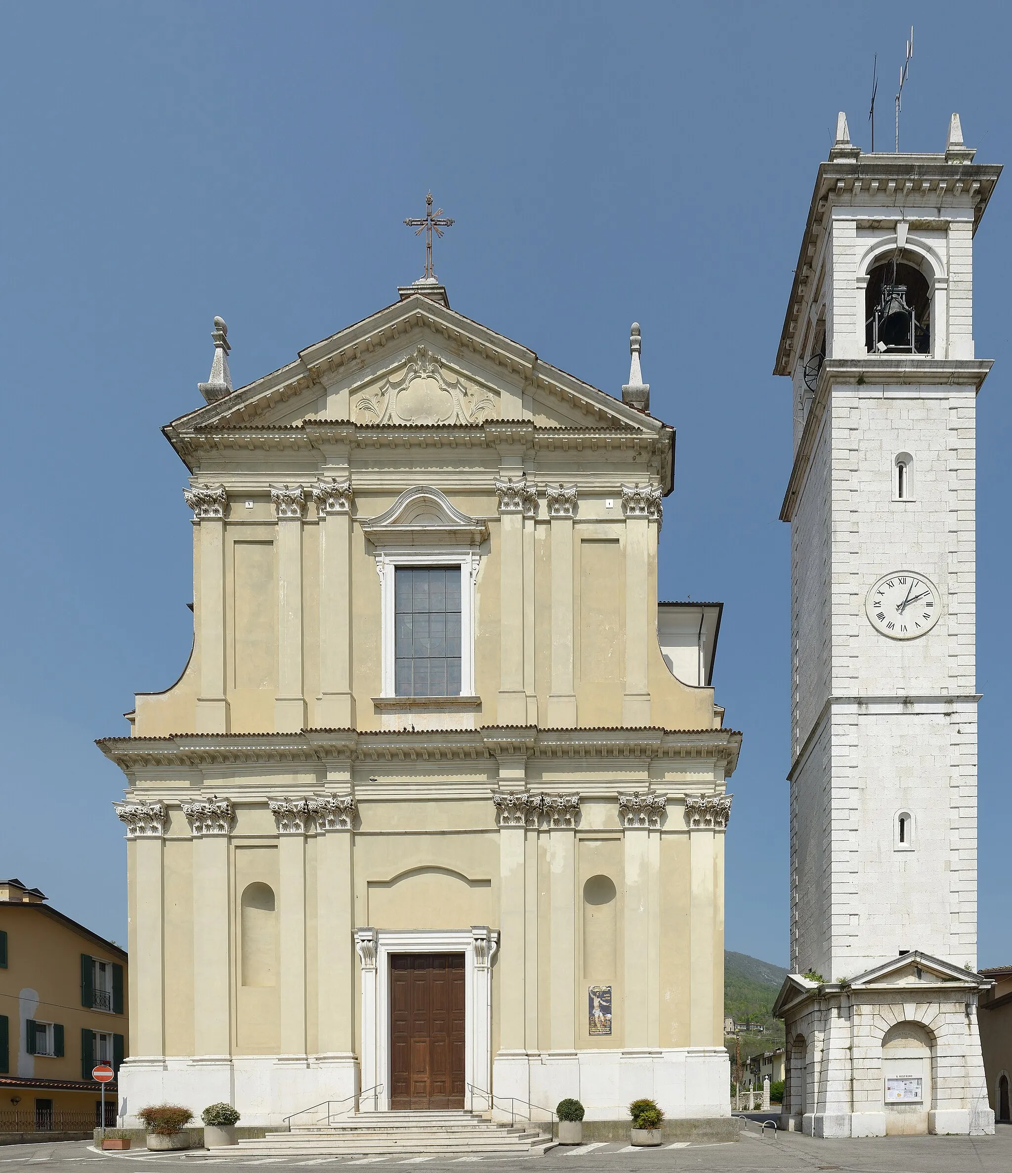 Photo showing: Parish church of Botticino Botticino Mattina.