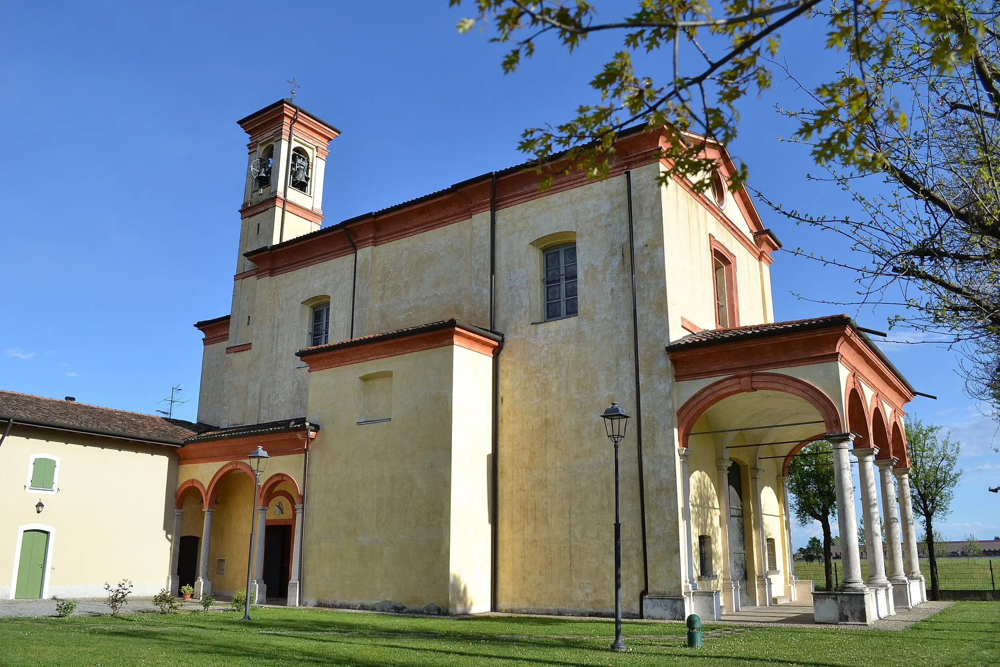 Photo showing: Santuario della Madonna dei Campi di Brignano Gera d'Adda (BG)