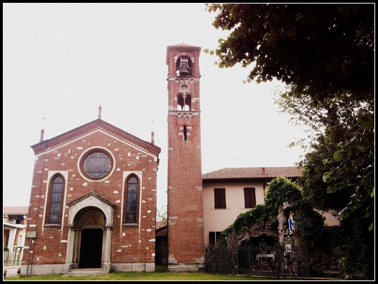 Photo showing: Busto Garolfo - Chiesa di S. Remigio
