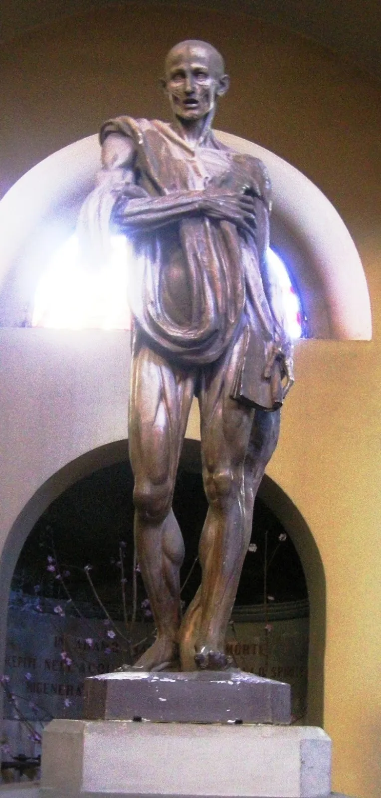 Photo showing: La statua di San Bartolomeo venerata nella chiesa parrocchiale