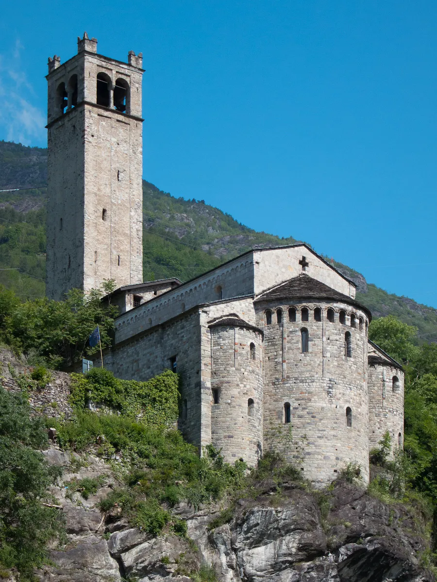 Photo showing: Die Pieve di San Siro in Cemmo bei Capo di Ponte im Valcamonica (Italien)