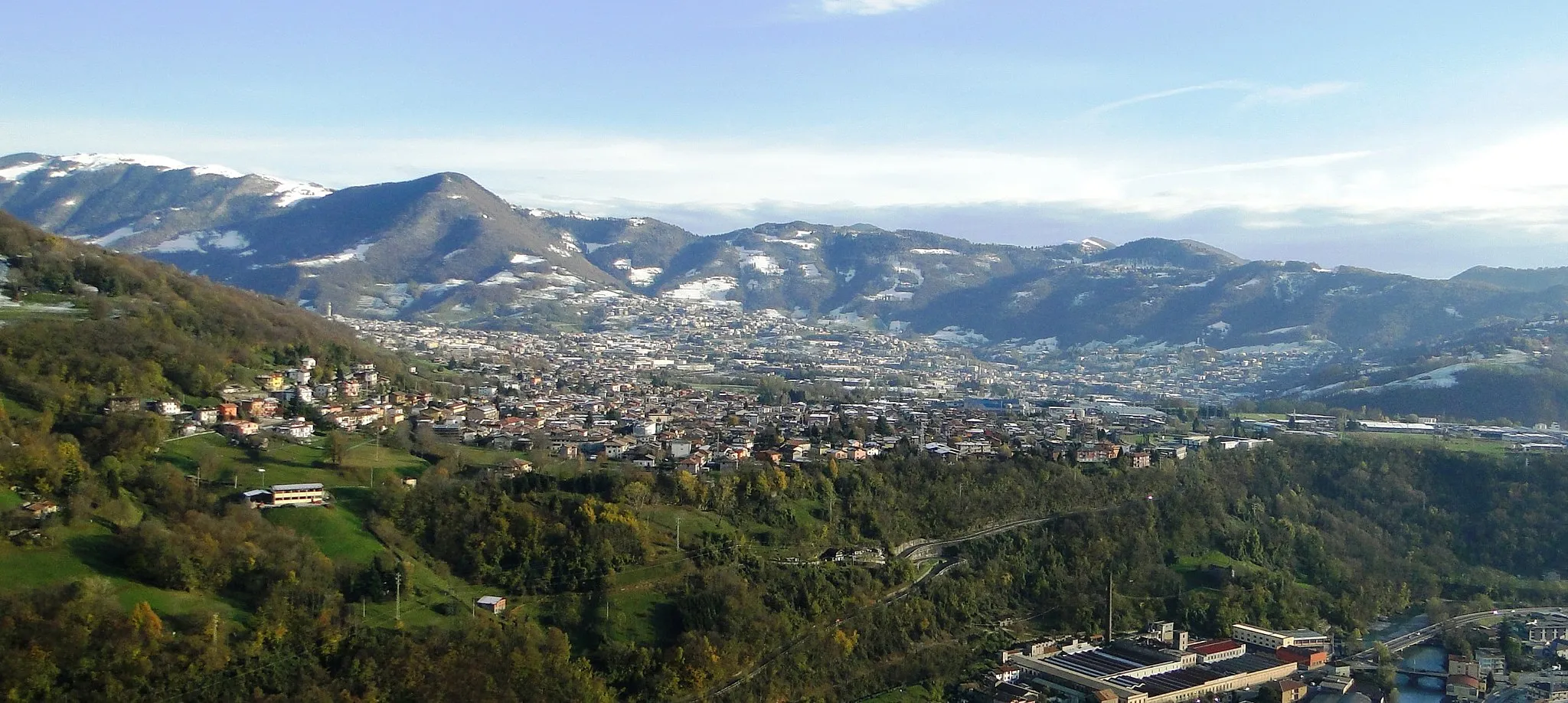 Photo showing: Panorama della Val Gandino