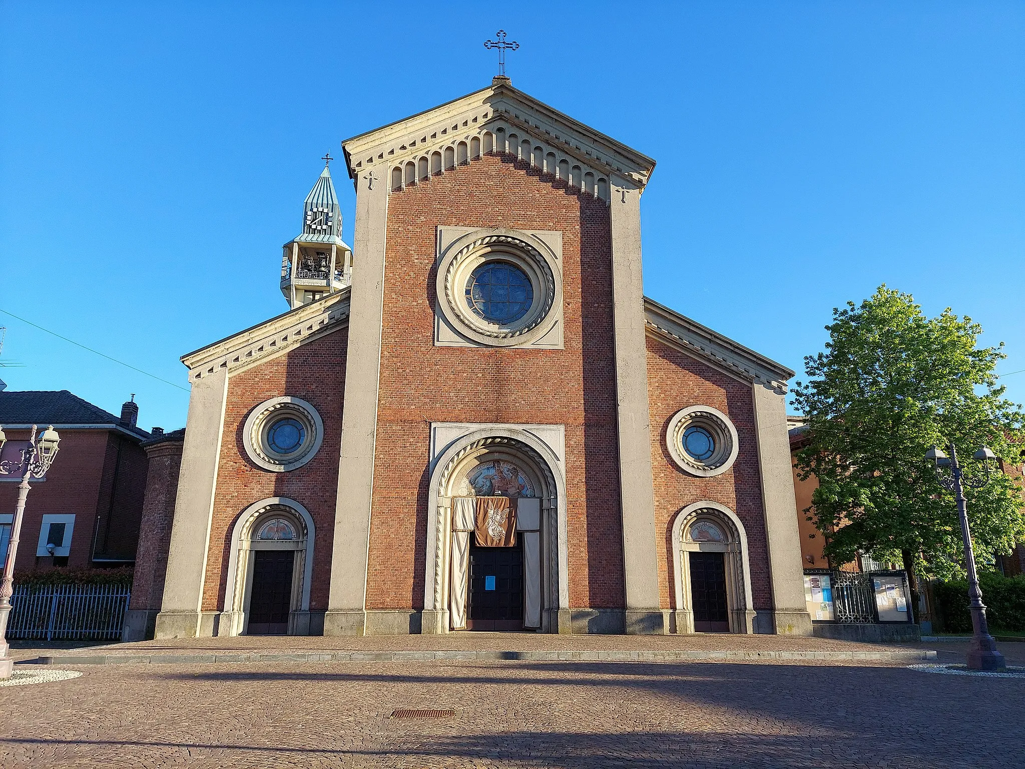 Photo showing: Church of San Giorgio Martire of Casorezzo.