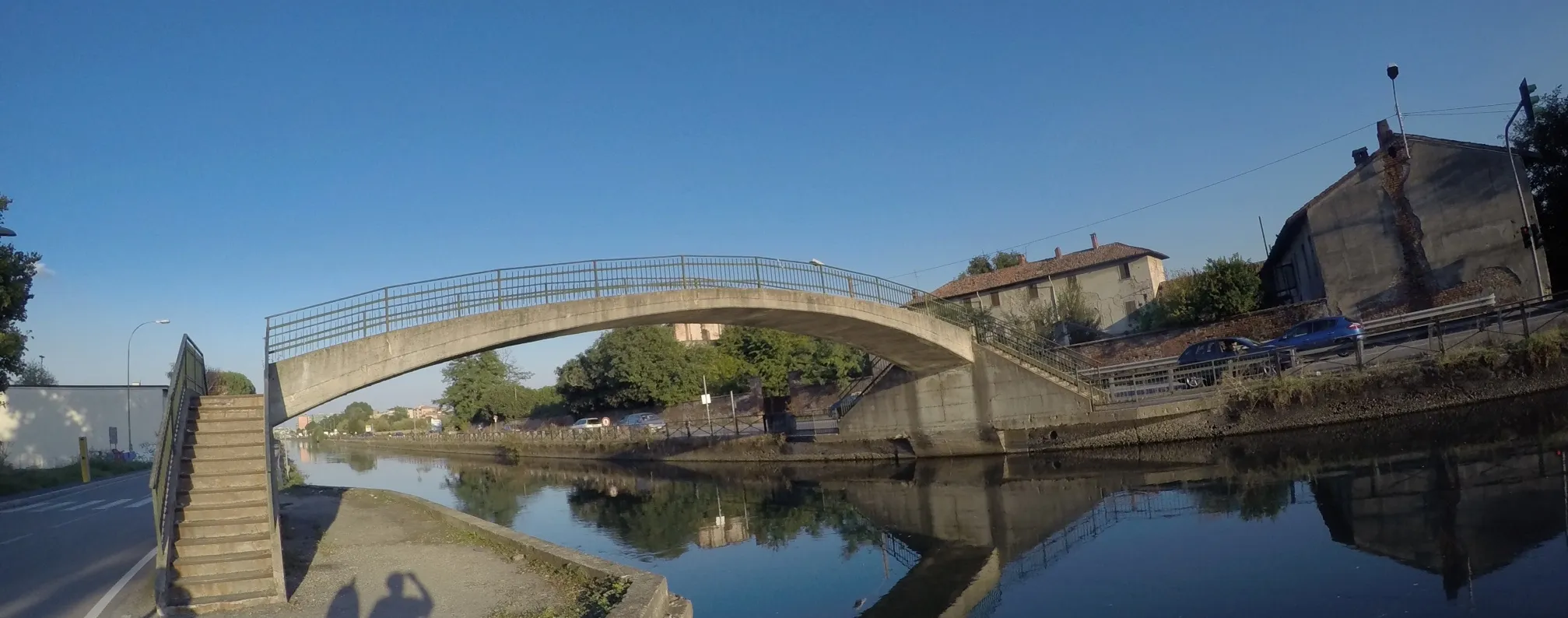 Photo showing: Corsico - Via Alzaia Trieste - Naviglio Grande