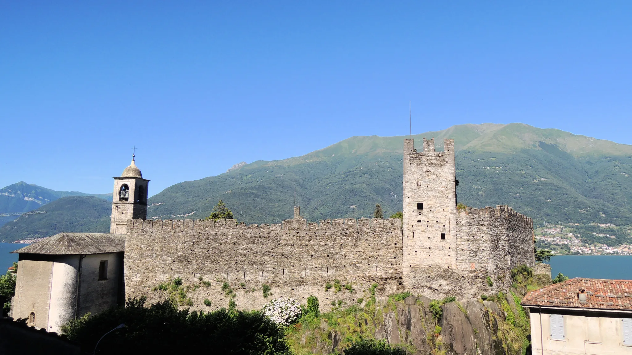Photo showing: Dervio - Castello di Corenno Plinio