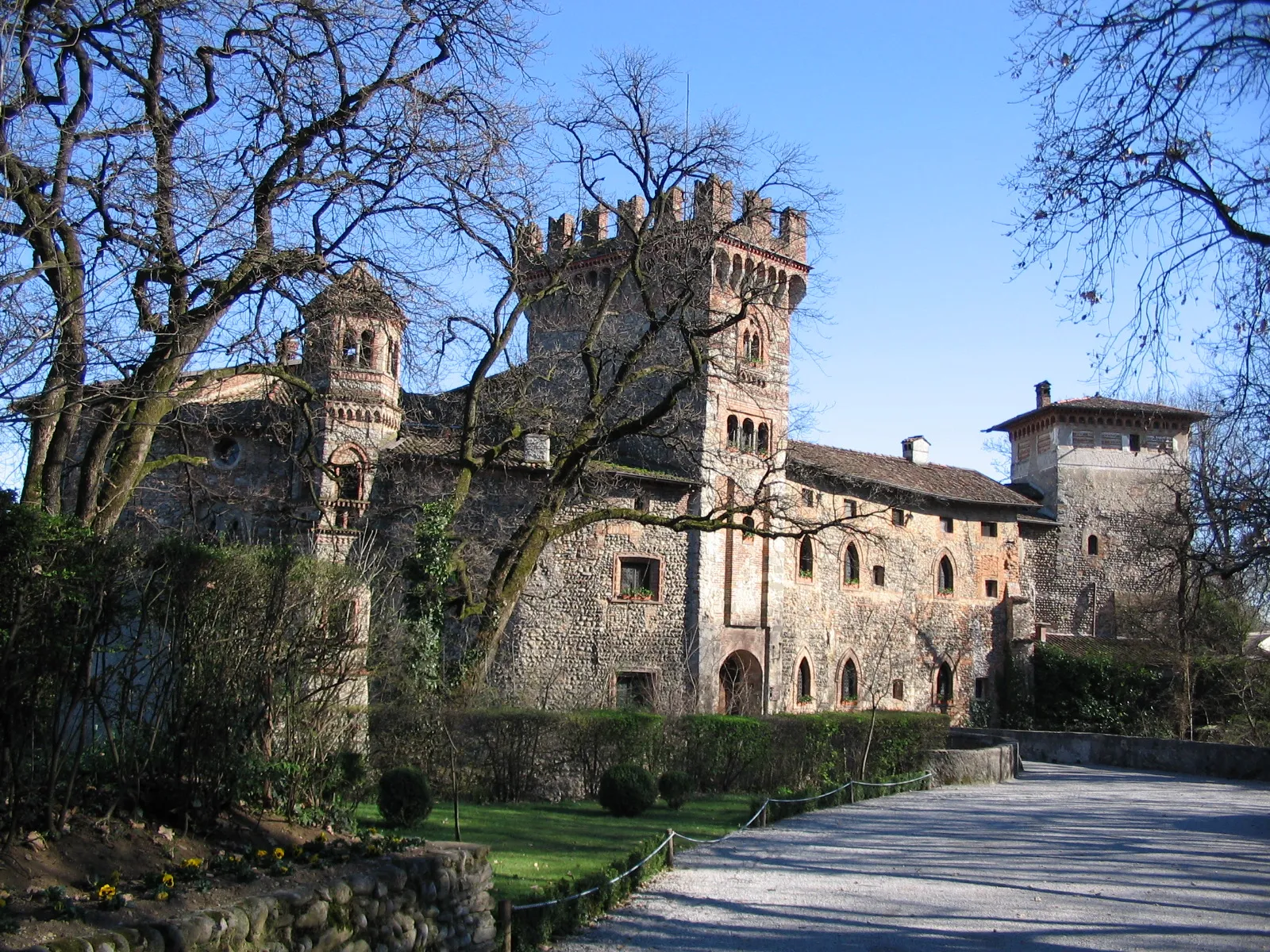 Photo showing: Autore Giorces. Filago castello di Marne, BG.