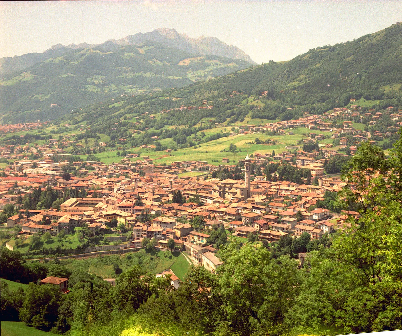 Photo showing: Gandino