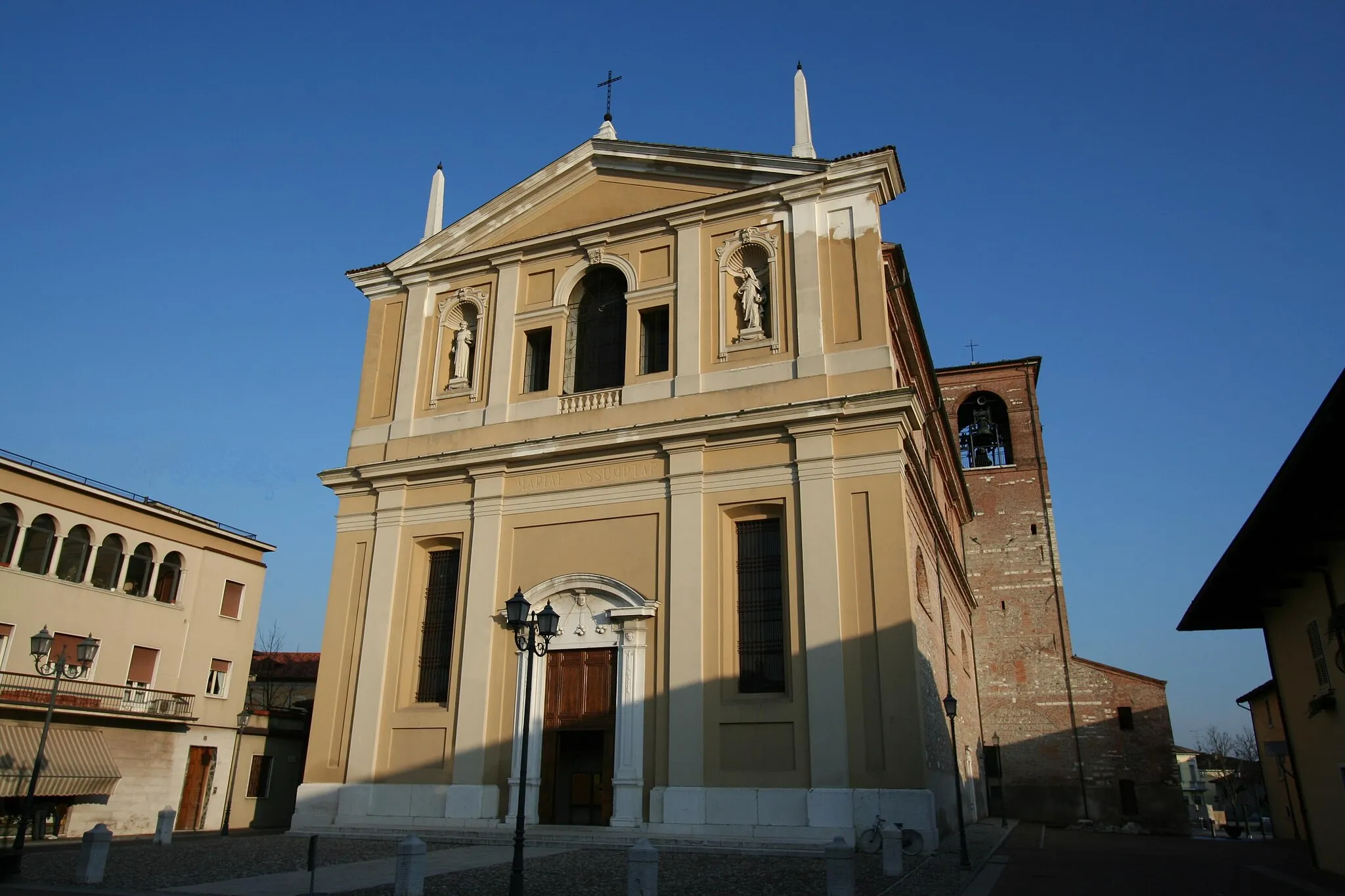 Photo showing: Chiesa Parrocchiale GHEDI XVIIsec.
