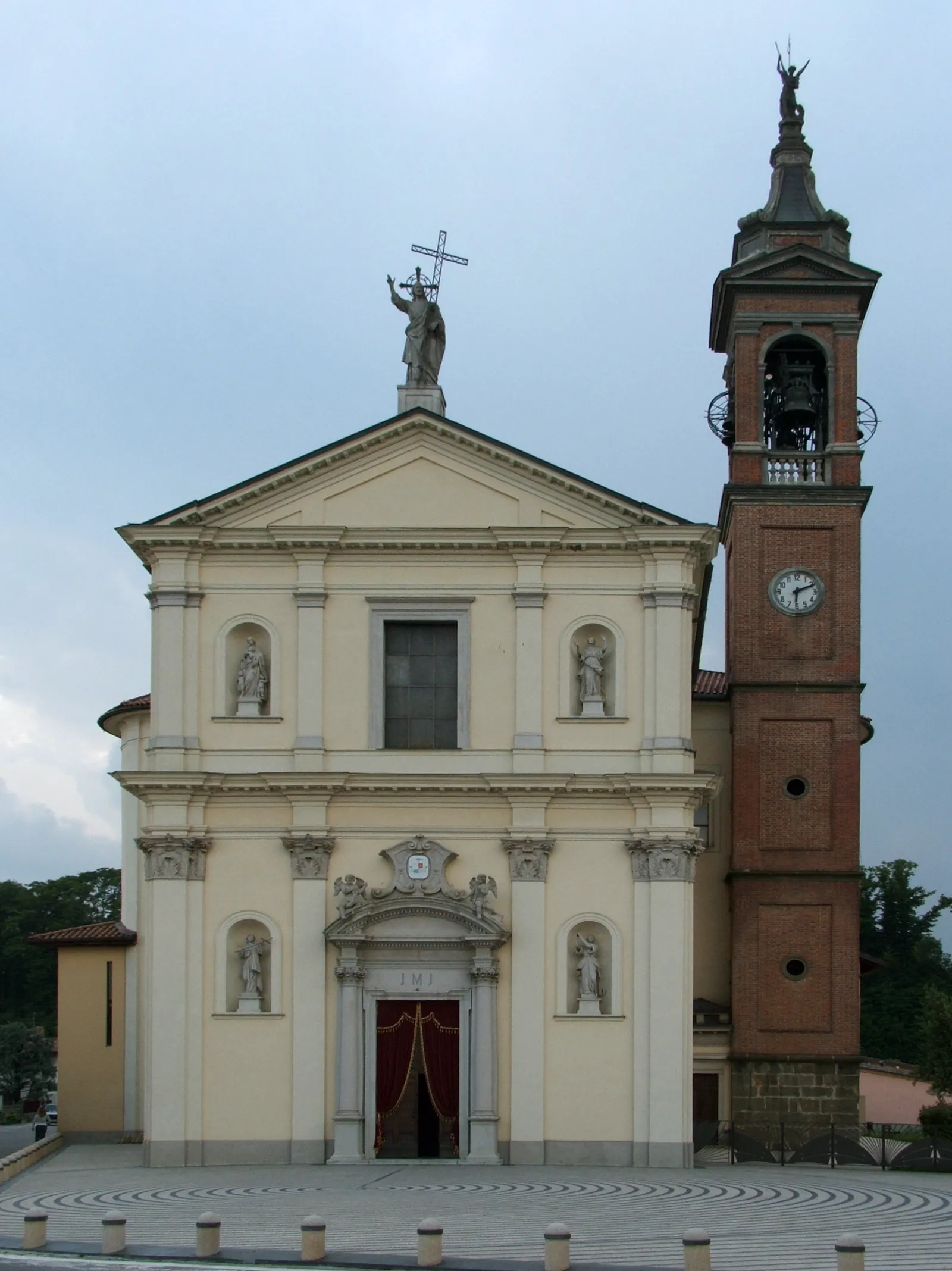 Photo showing: Bonate Sopra, Bergamo, Lombardy, Italy – Parish church of Ghiaie