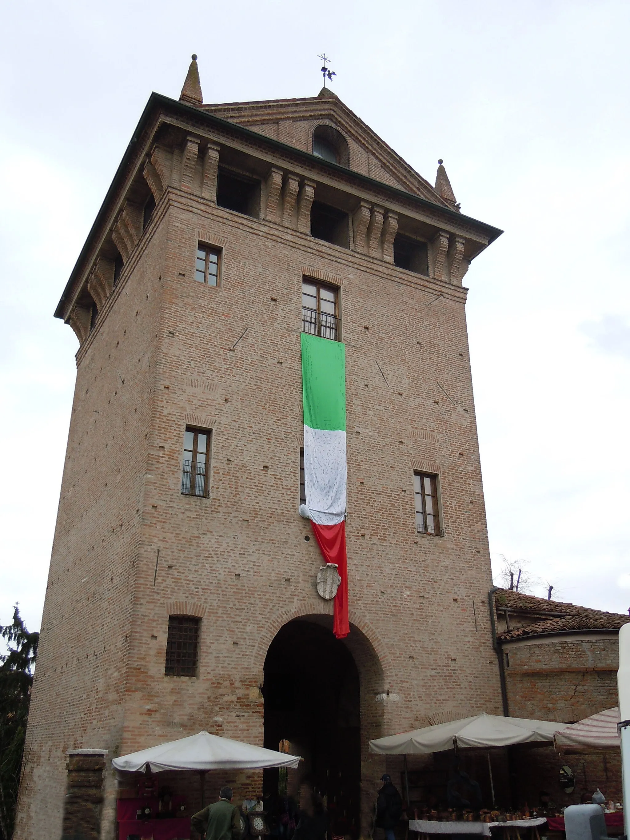 Photo showing: Gonzaga, torre quattrocentesca dell'ex castello.