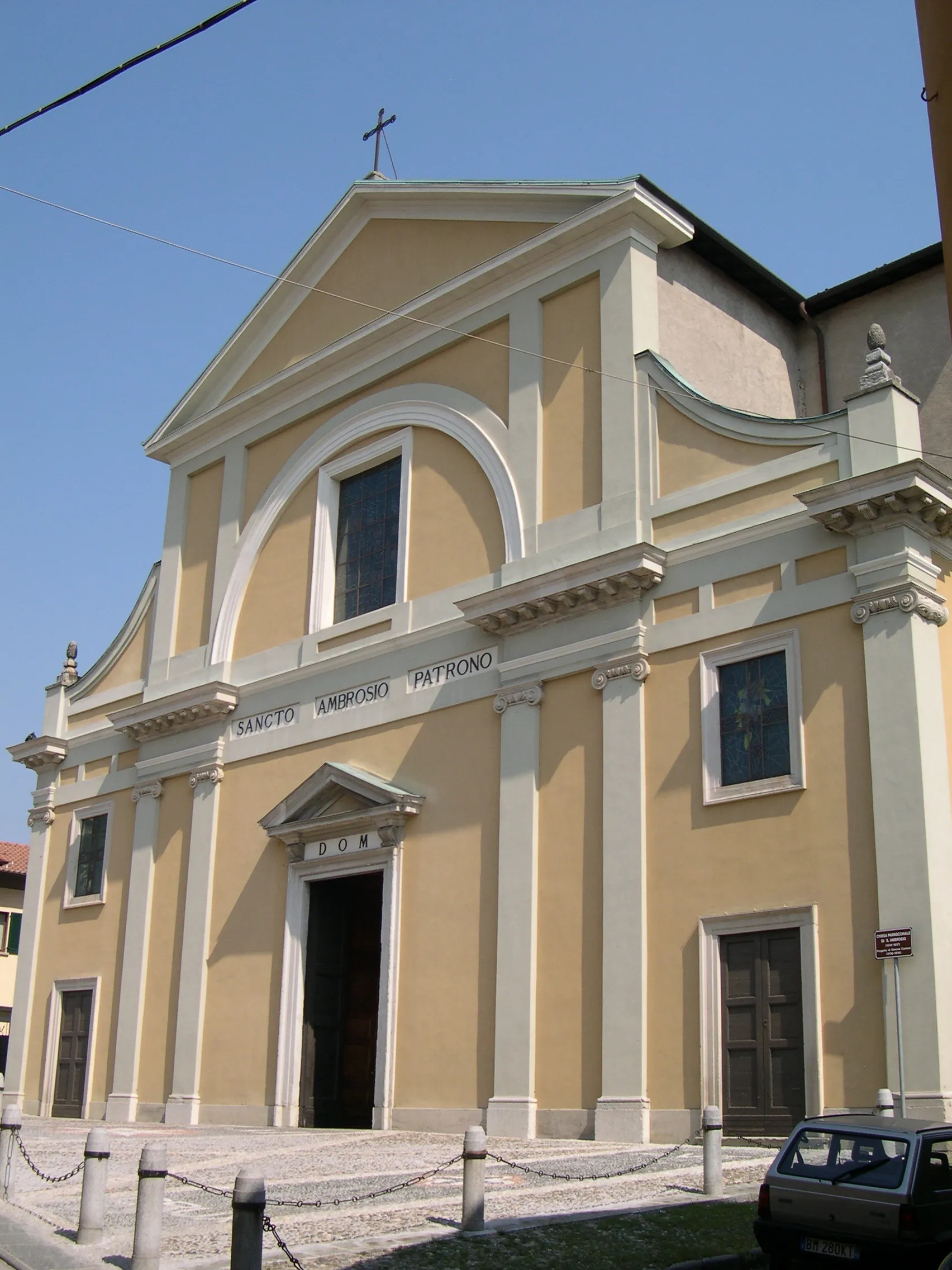 Photo showing: Chiesa Parrocchiale di Morazzone