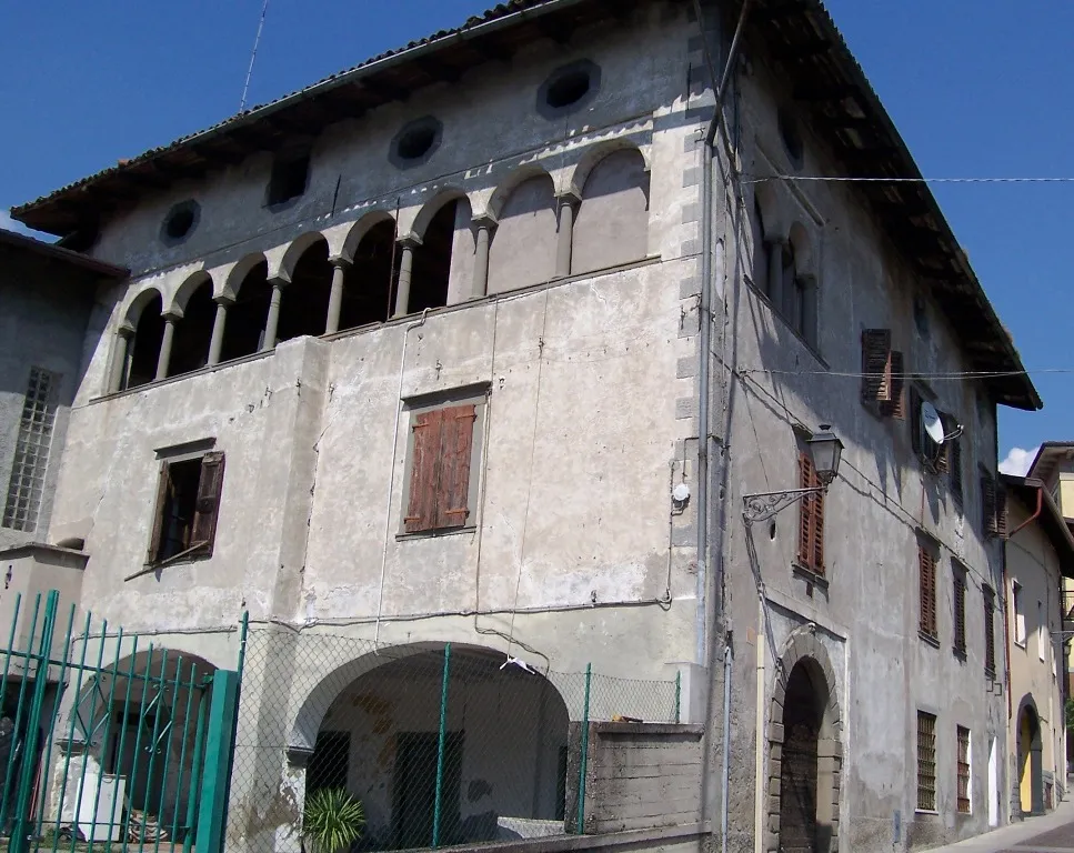 Photo showing: House, Pian Camuno, Val Camonica