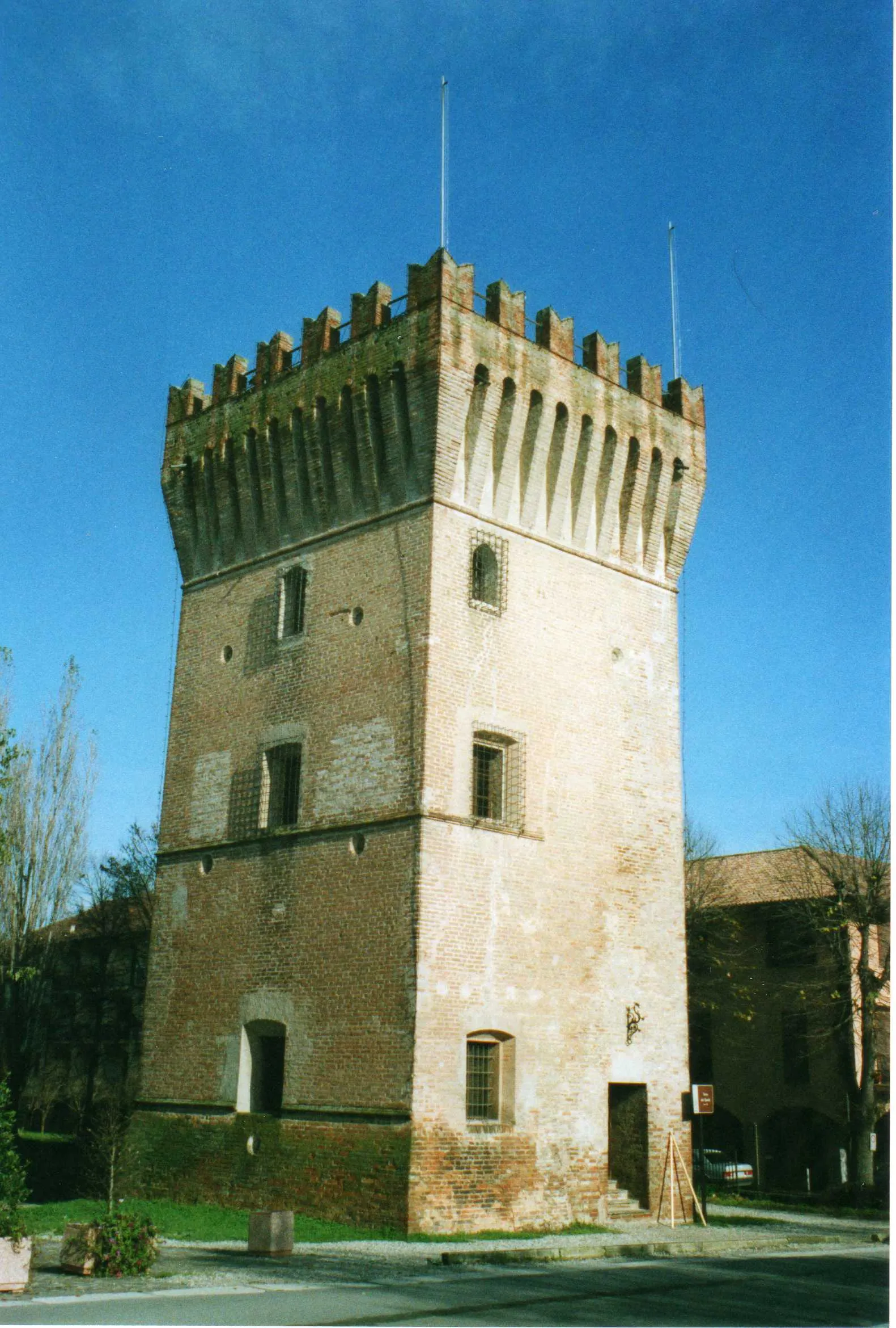 Photo showing: Giorces. Pizzighettone torre di Prigionia di Francesco I di Francia dopo la sconfitta di Pavia 24 febbraio 1525 ad opera delle truppe di Carlo V comandate dal Pescara.
