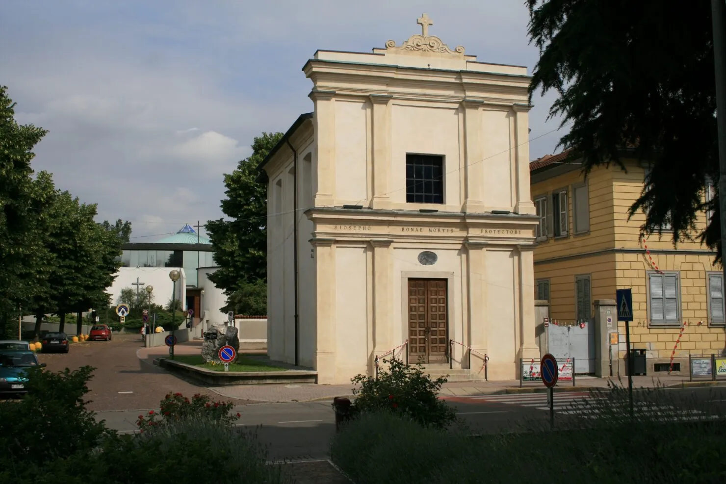 Photo showing: Pogliano Milanese, Chiesa di San Giuseppe.
