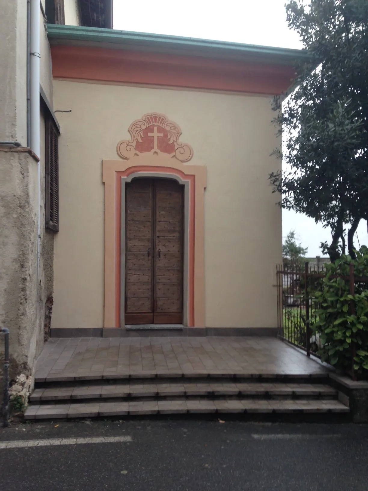 Photo showing: La facciata dell'Oratorio San Salvatore di Roncello