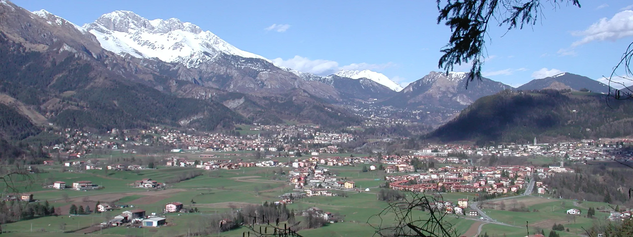 Photo showing: Clusone, Val Seriana, Italy