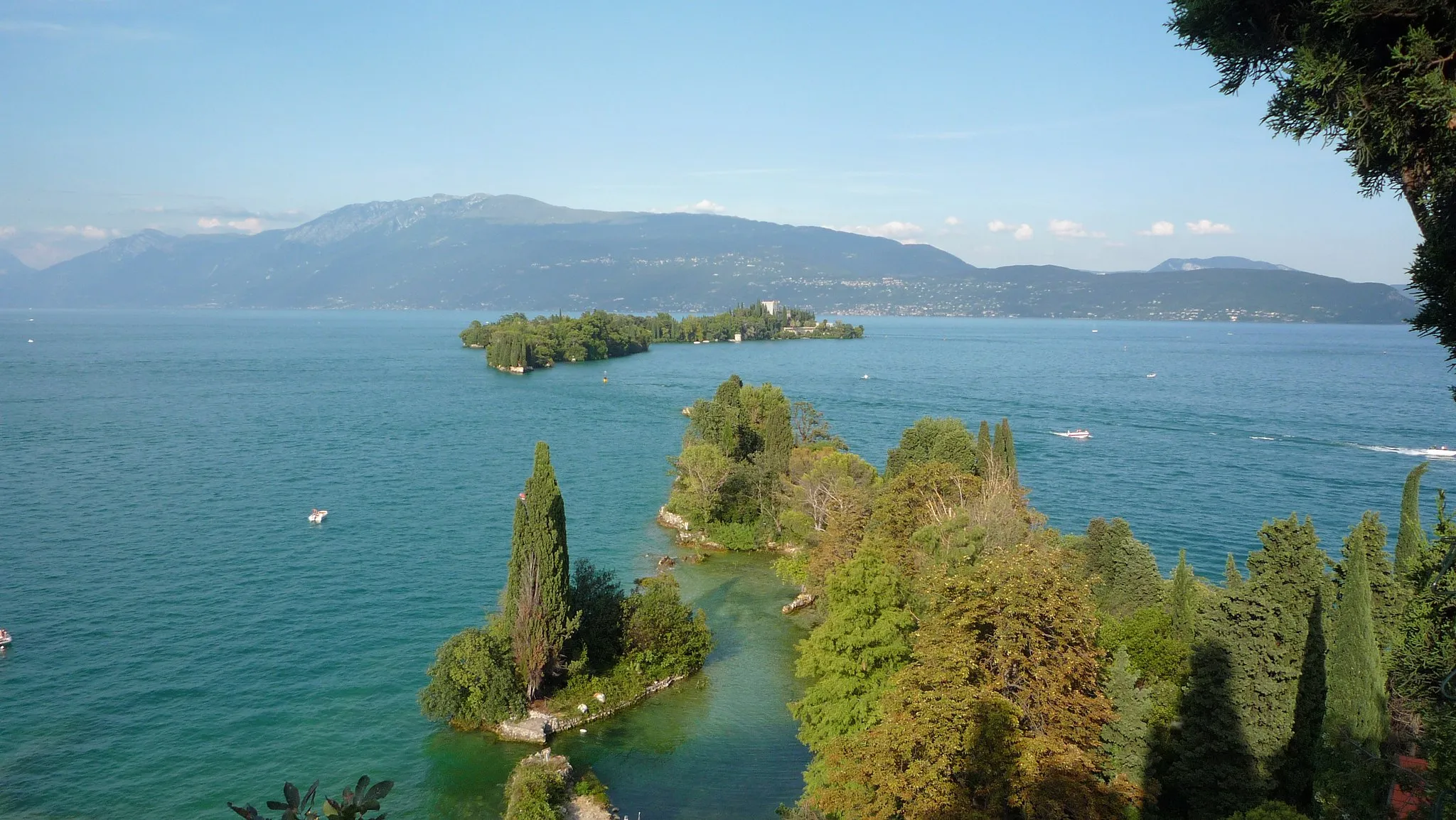 Photo showing: Isola punta san fermo