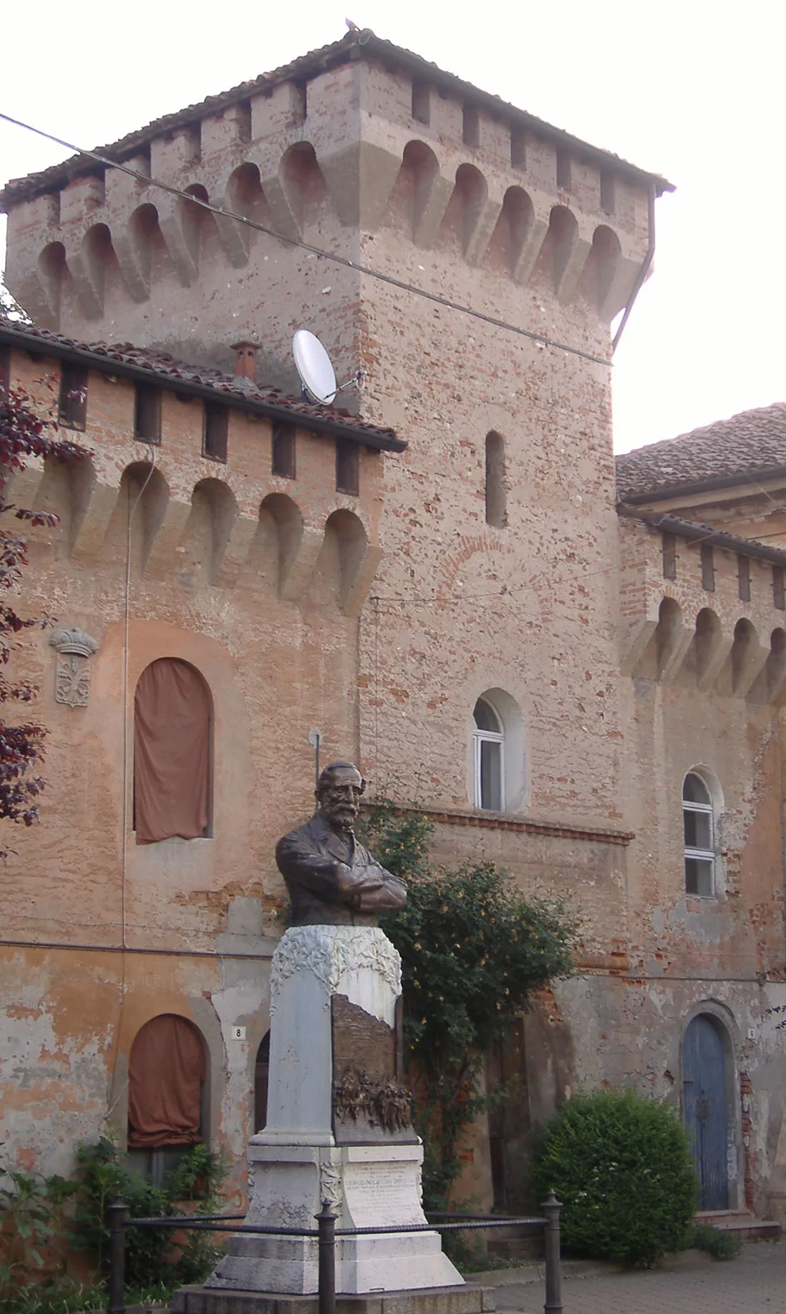 Photo showing: The Castle of San Fiorano, Italy