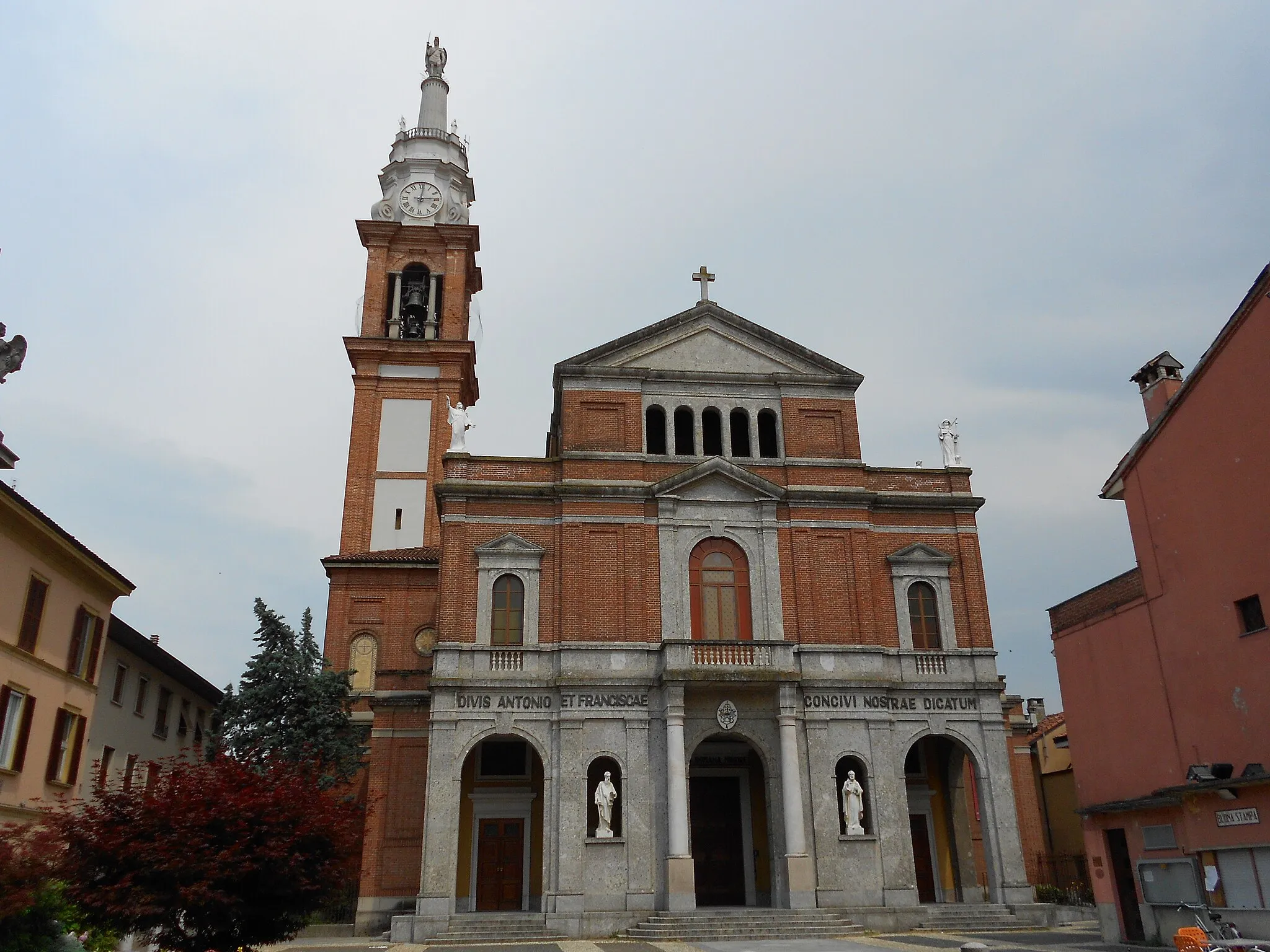 Photo showing: La Basilica di Sant'Antonio Abate e Santa Francesca Cabrini a Sant'Angelo Lodigiano