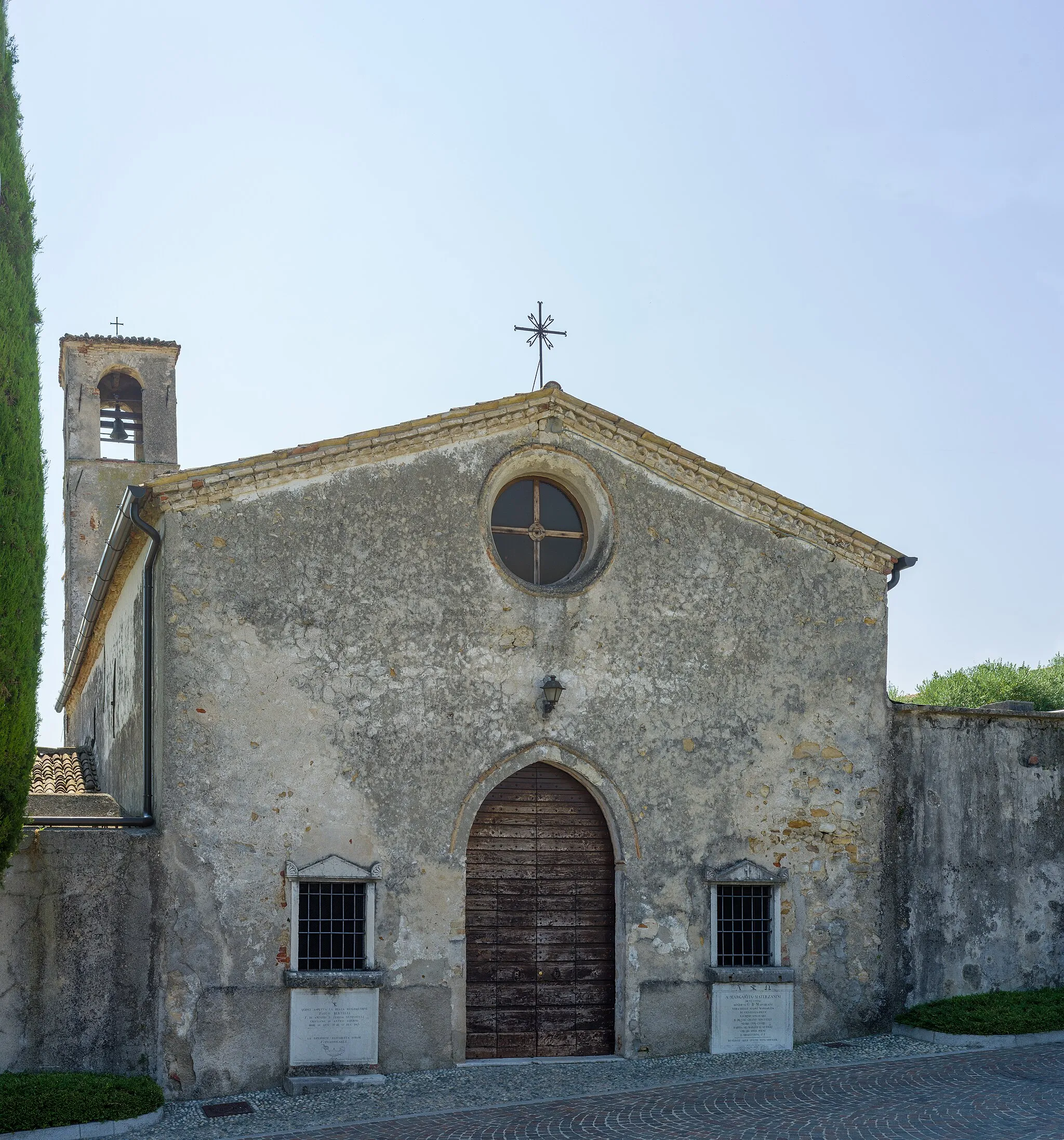 Photo showing: Santissima Trinità church in Sorarolo, Manerba del Garda.
