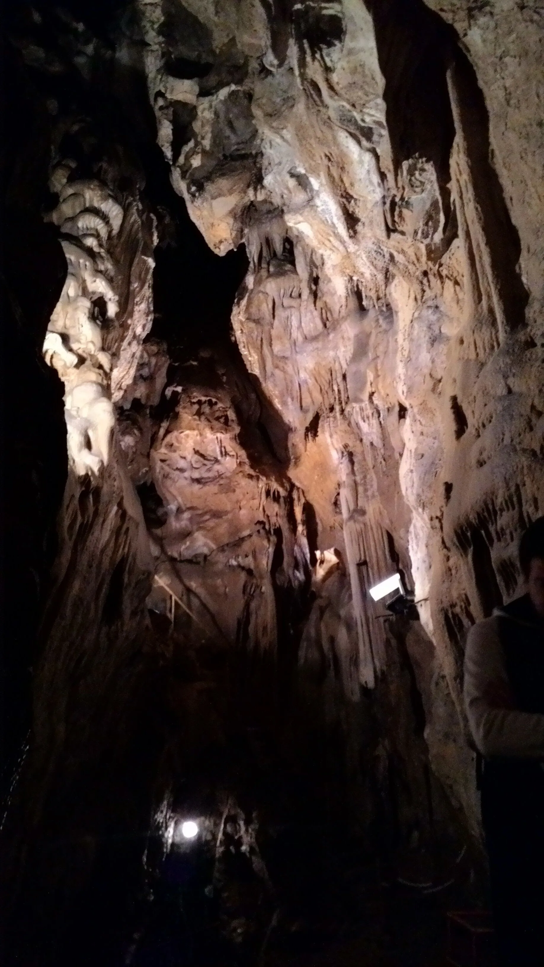 Photo showing: Le formazioni all'interno della grotta delle meraviglie di Zogno