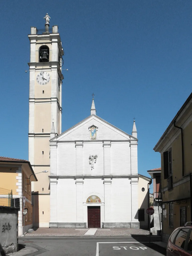 Photo showing: La chiesa parrocchiale dei Santi Nazario e Celso Martiri a Zorlesco, frazione di Casalpusterlengo.