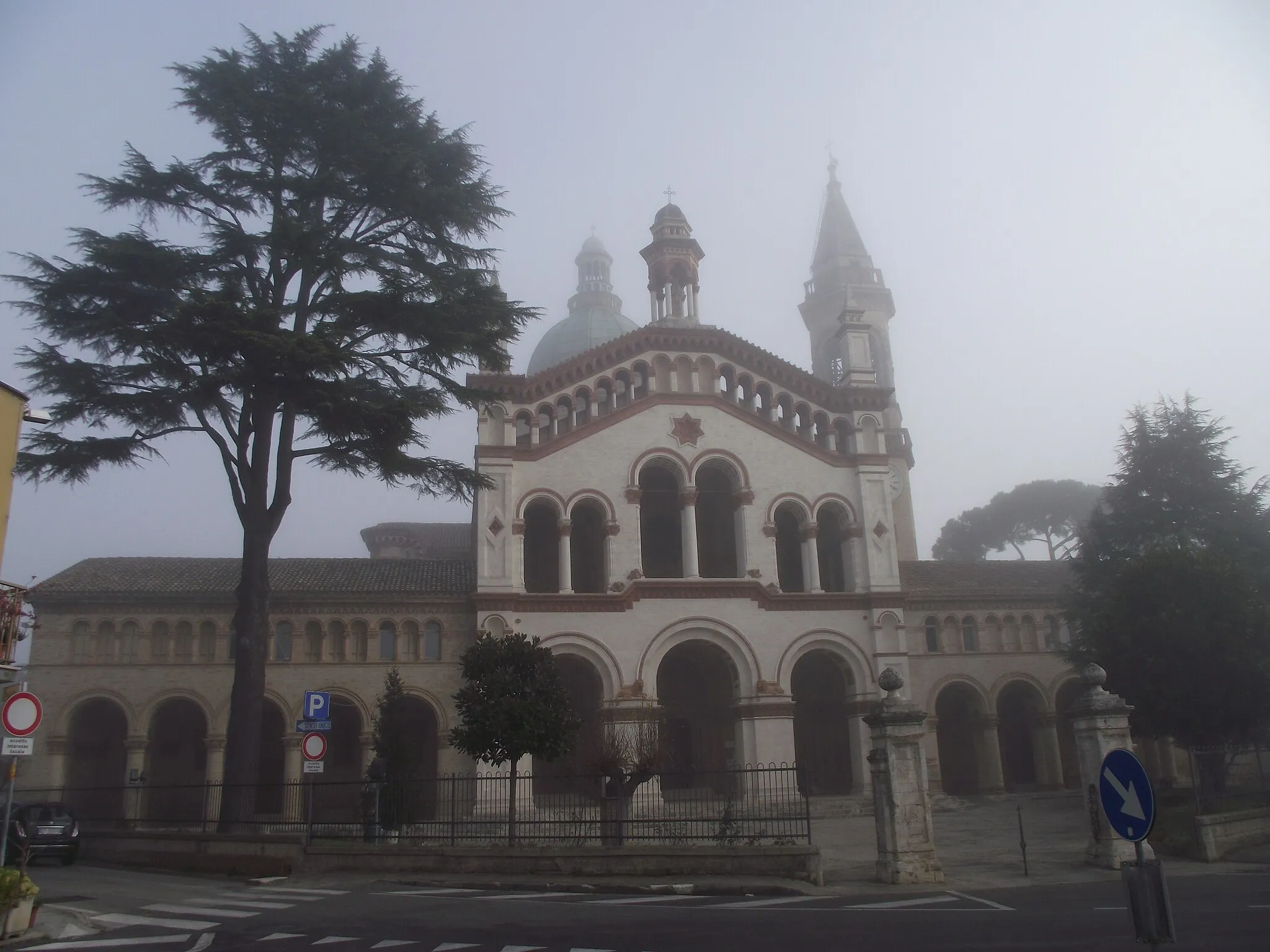 Photo showing: Osimo, Santuario di Campocavallo, XIX secolo