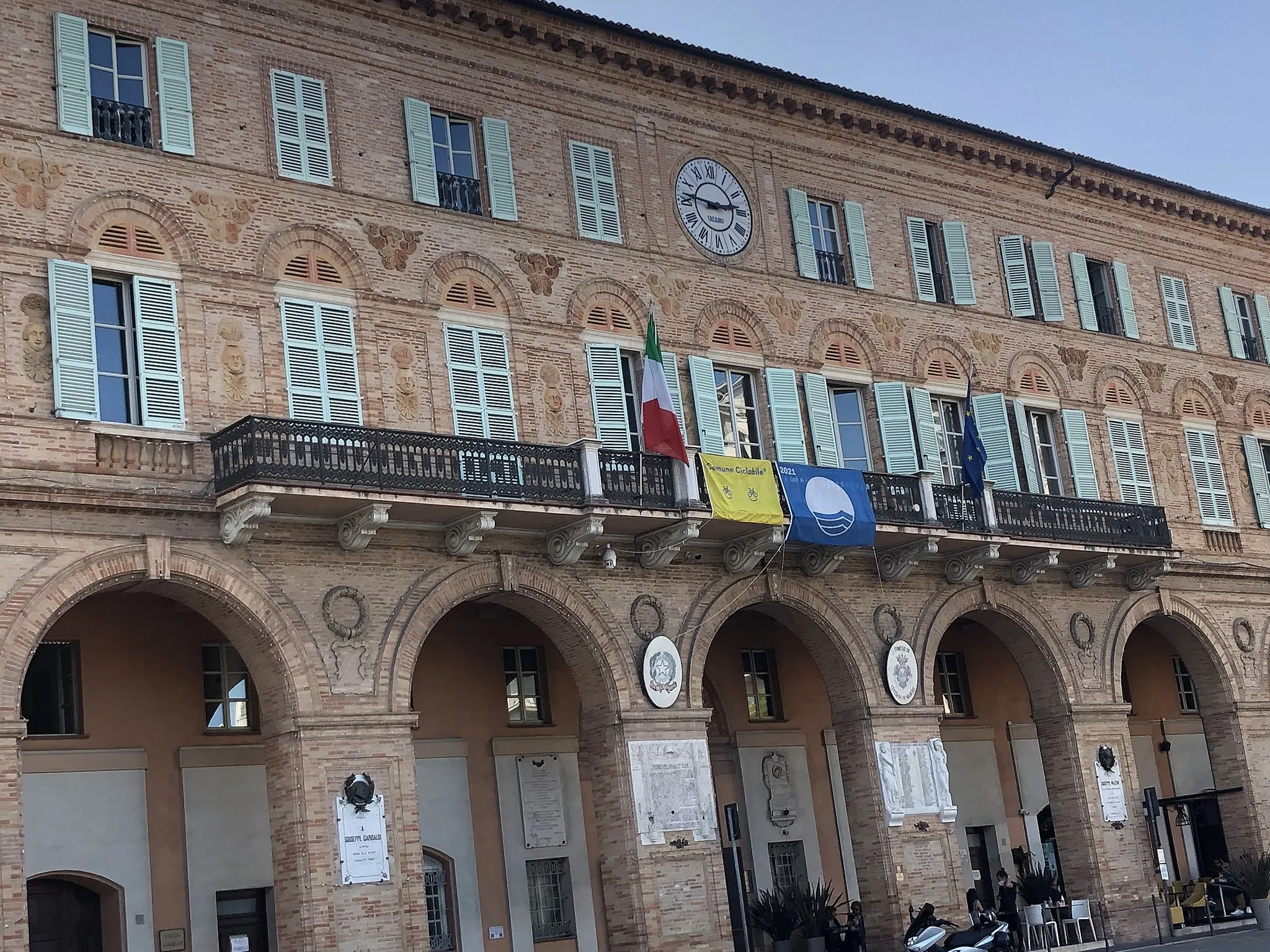 Photo showing: Sede comunale di Civitanova Marche