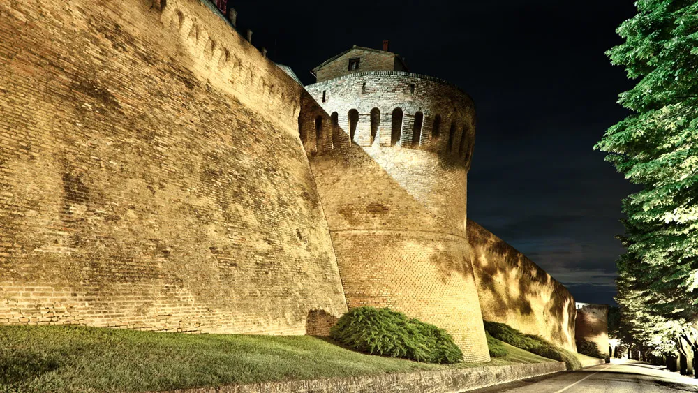 Photo showing: Torrione della Rotonda - Mura di Corinaldo