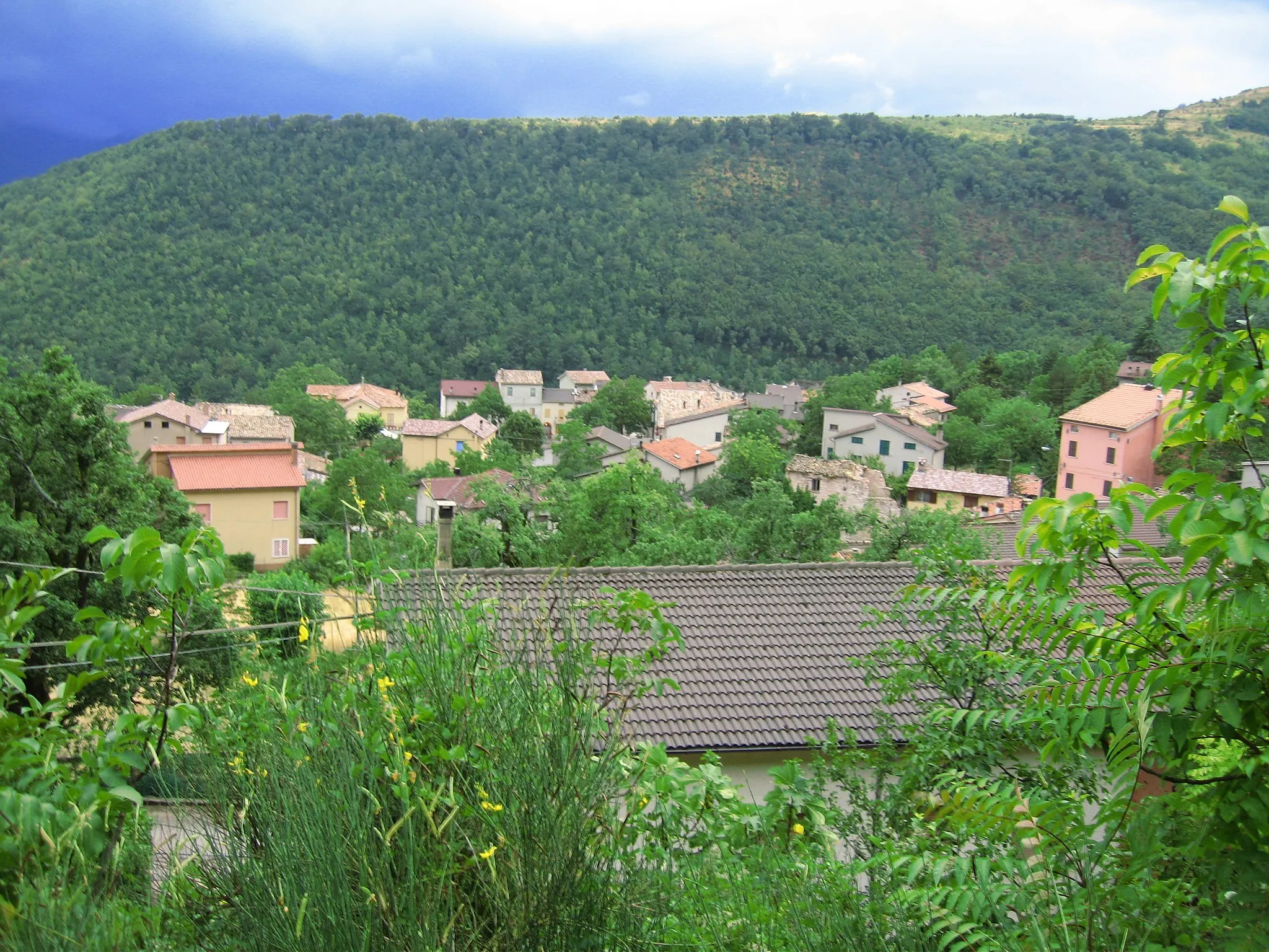 Photo showing: Montelago, frazione di Sassoferrato, il villaggio sul monte.