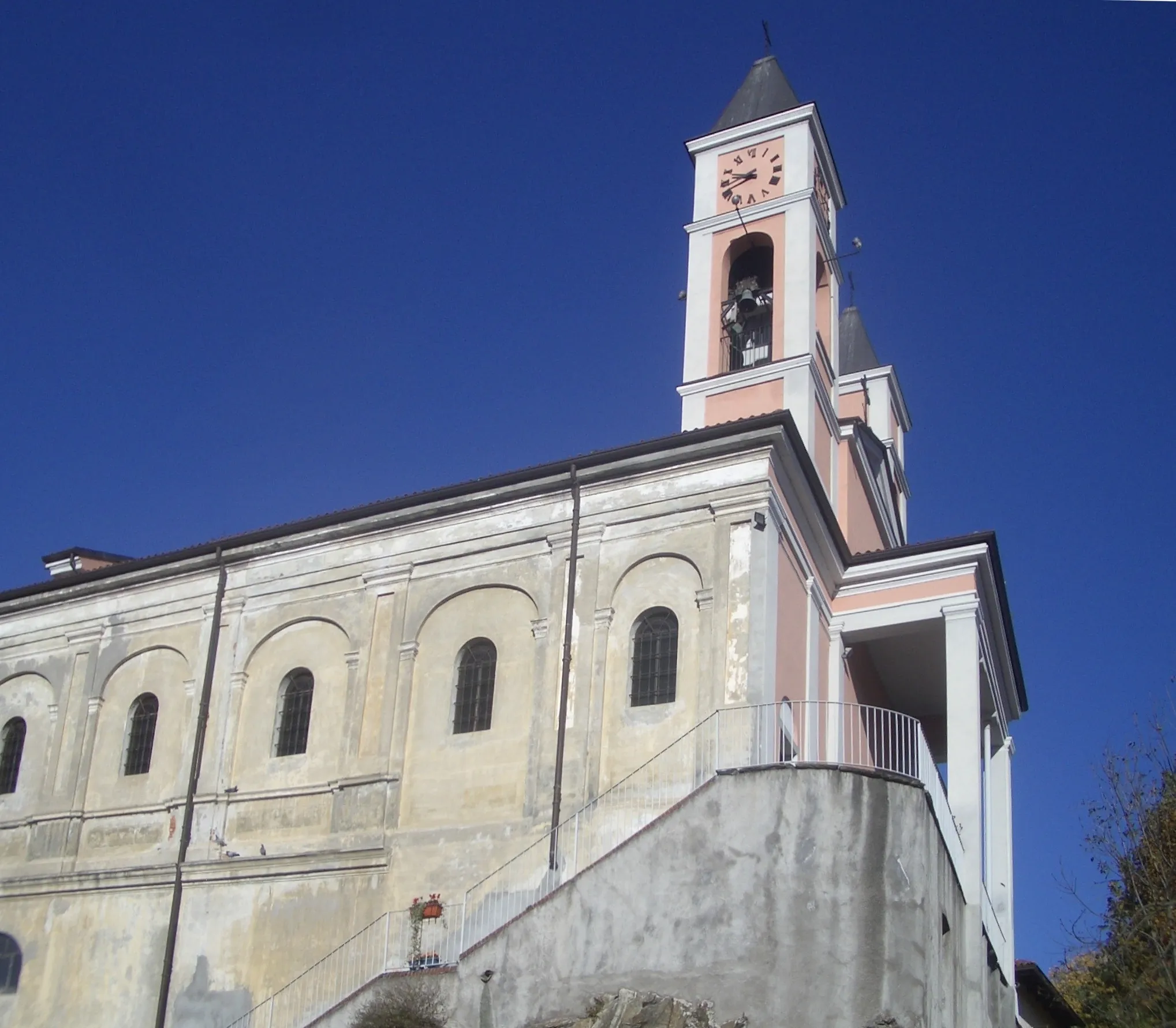 Photo showing: ”Parish church”, Banchette, Turin, Italy