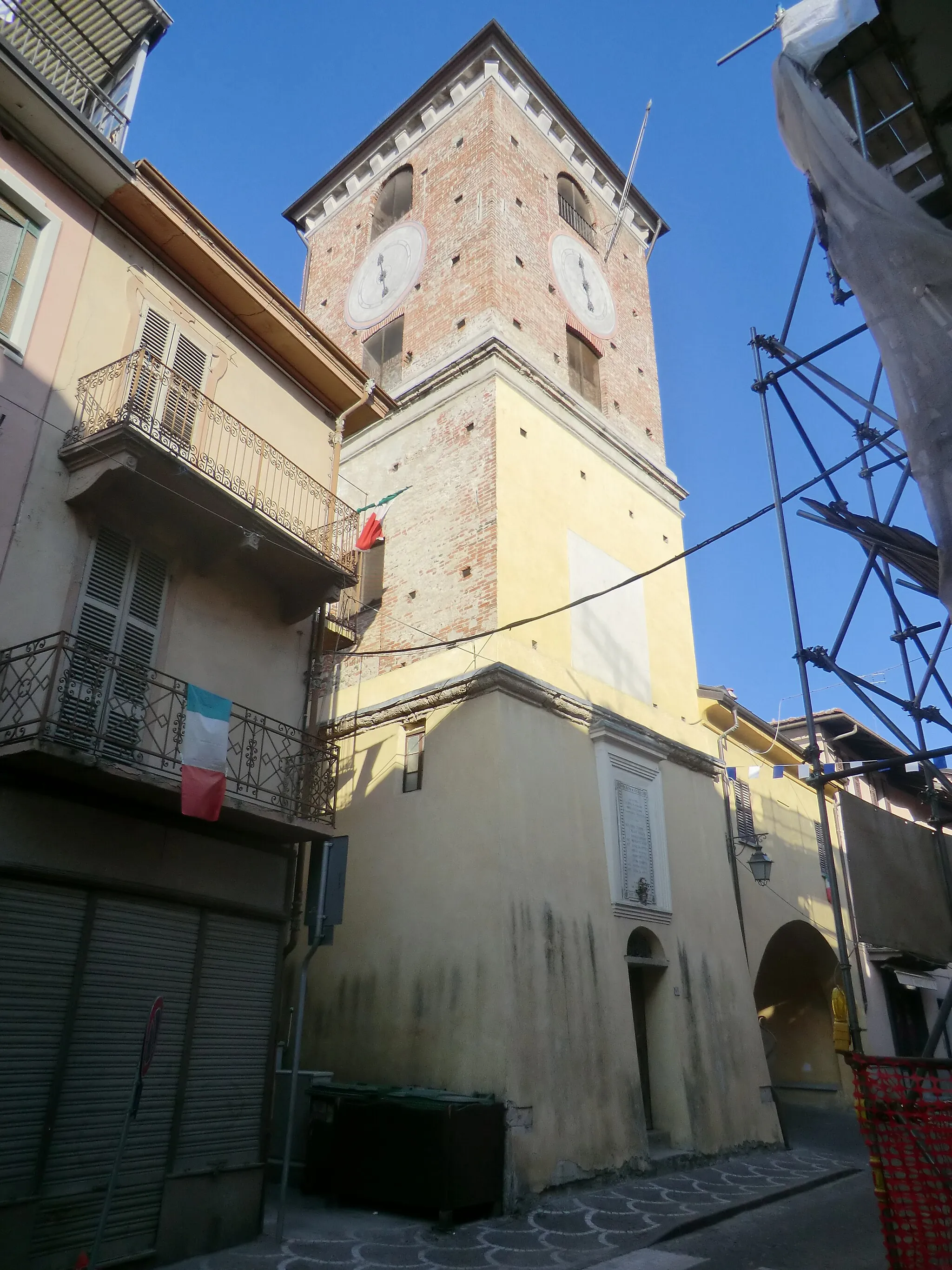 Photo showing: Borgo San Dalmazzo: torre civica (sec. XVI)