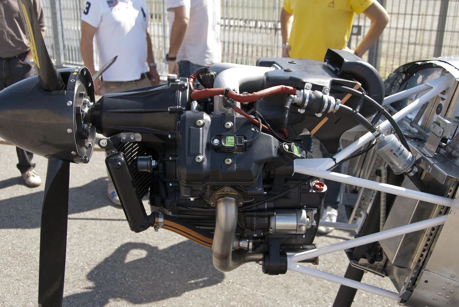 Photo showing: ICP M09 aviation engine. Four stroke, two cylinders, four valve, 1225 cm3, 115HP. Image shoot at ICP premises in Castelnuovo Don Bosco (Italy)