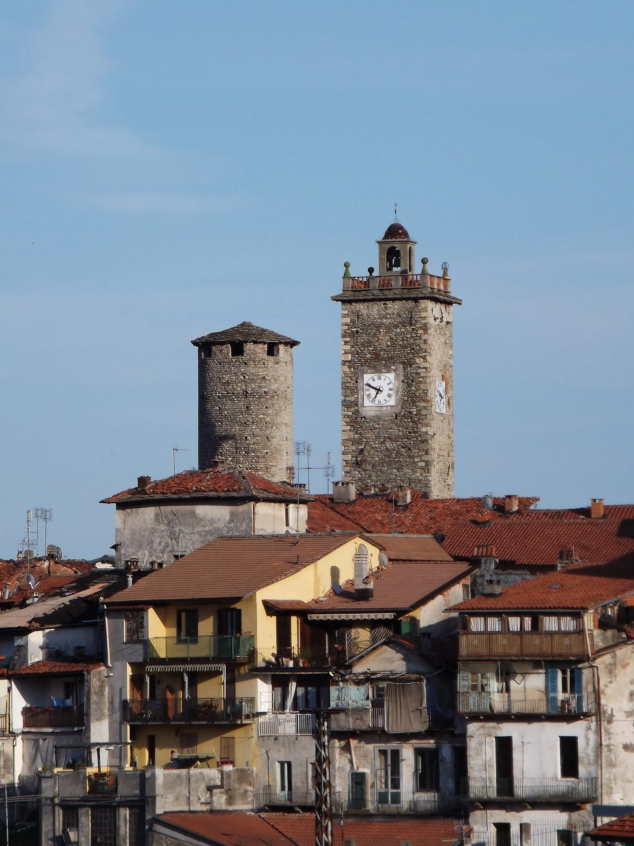 Photo showing: La torre di Carlevato e la torre dell'Orologio viste da nord.