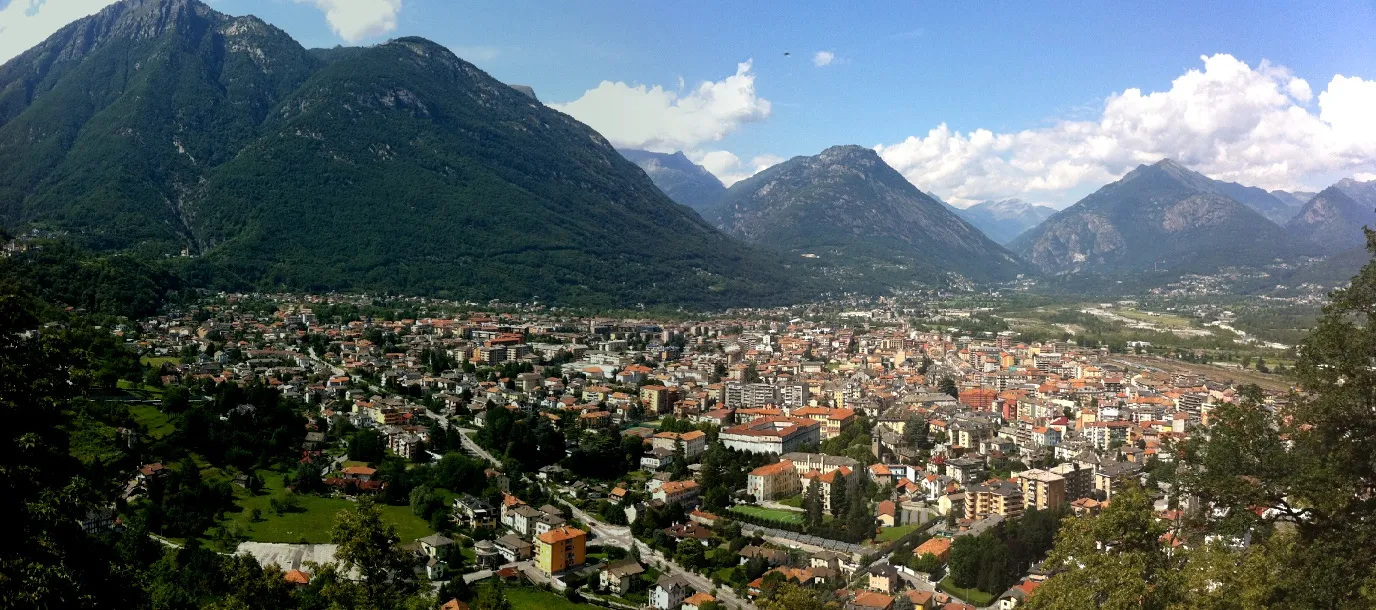 Photo showing: Domodossola's view from Sacro Monte Calvario