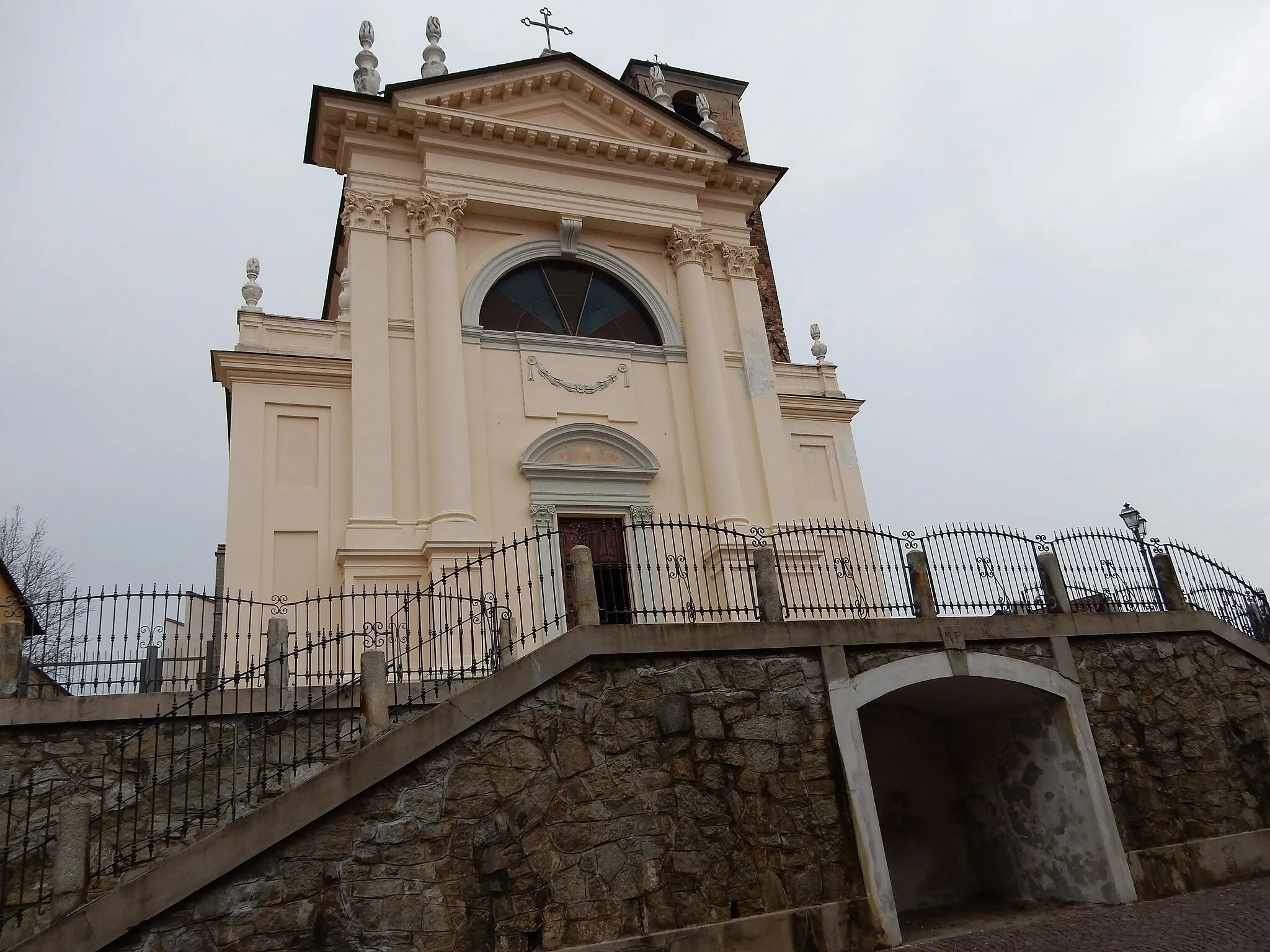 Photo showing: Fiano: chiesa parrocchiale di San Desiderio Martire.