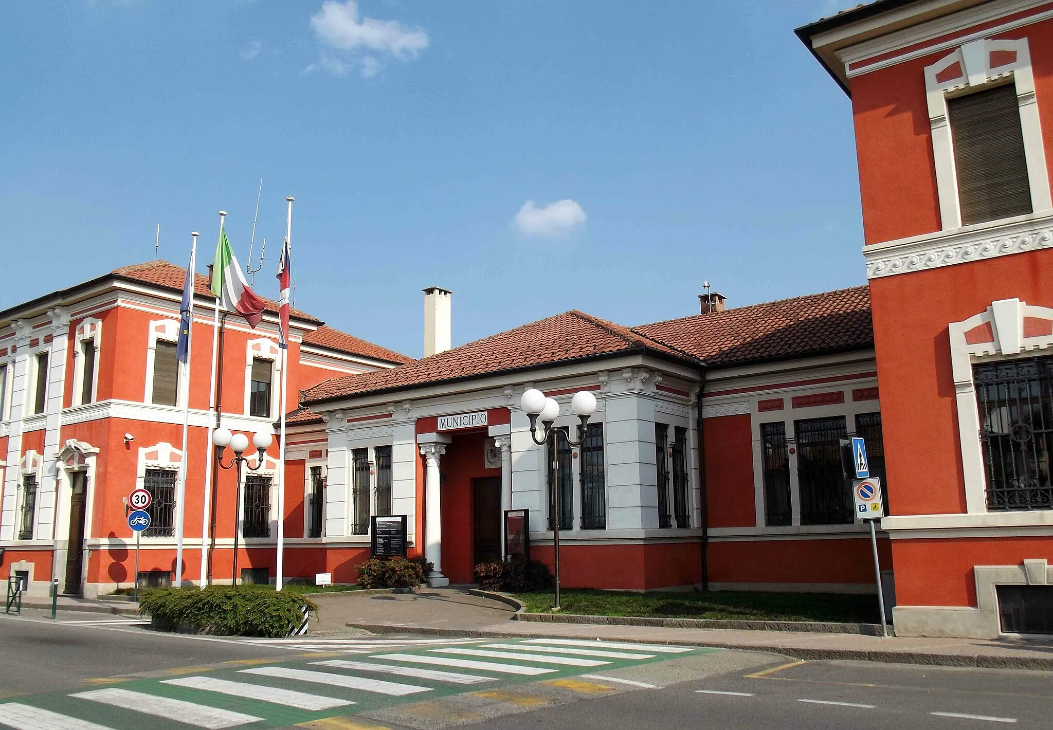Photo showing: Gaglianico (BI, Italy): town hall