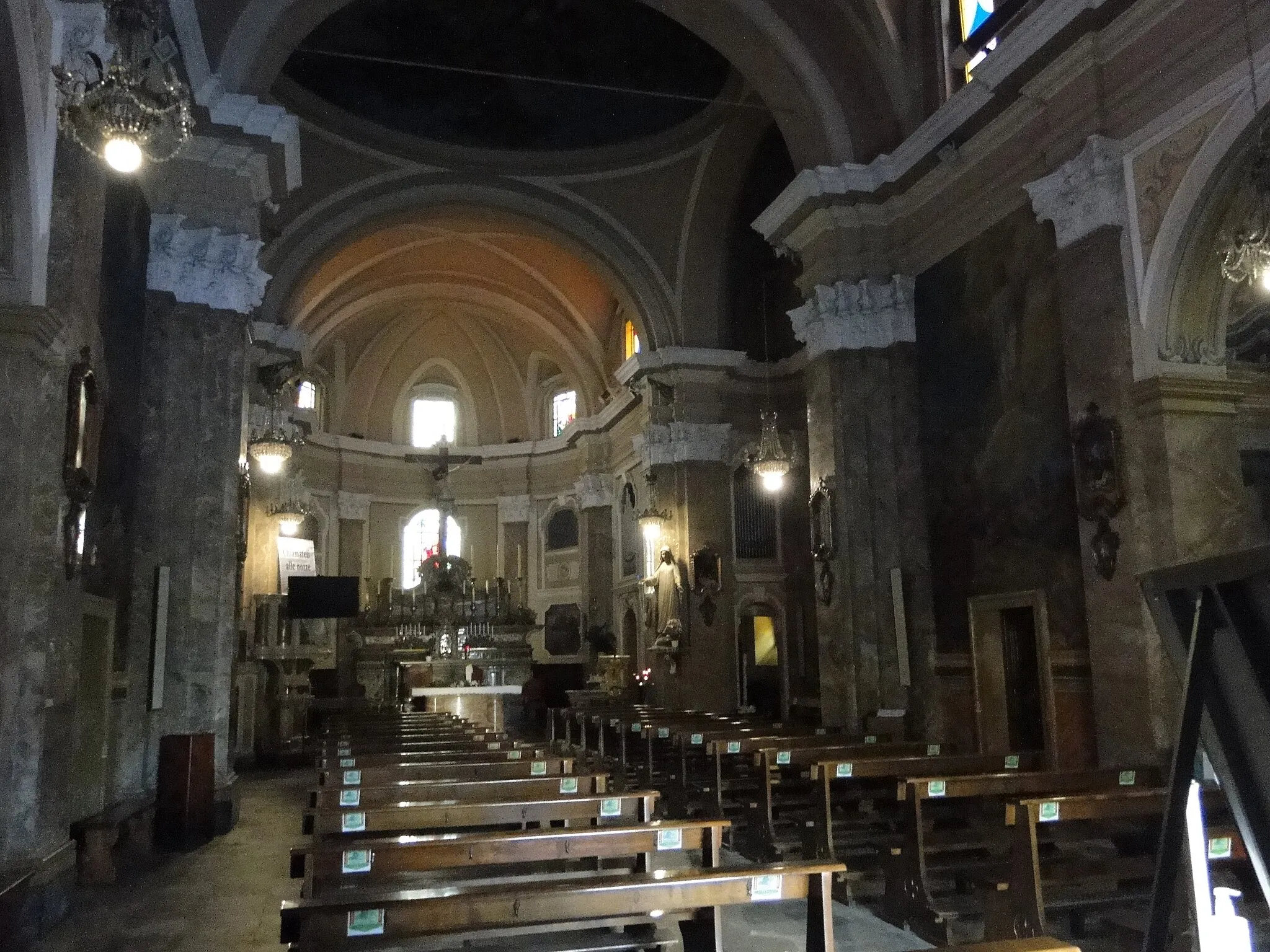 Photo showing: Interno della chiesa di San Giuseppe in La Loggia (TO)