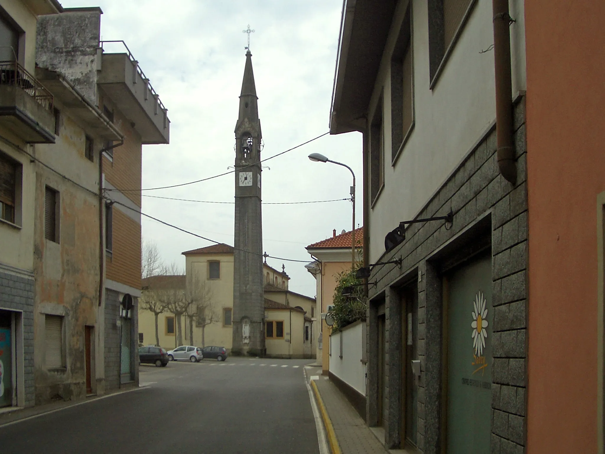 Photo showing: Momo (NO), view of the parish church (chiesa parrocchiale della Natività di Maria)