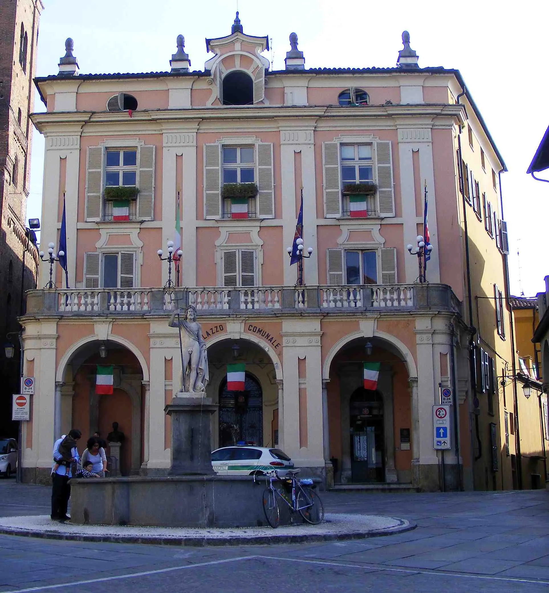 Photo showing: Moncalieri (TO, Italy): town hall