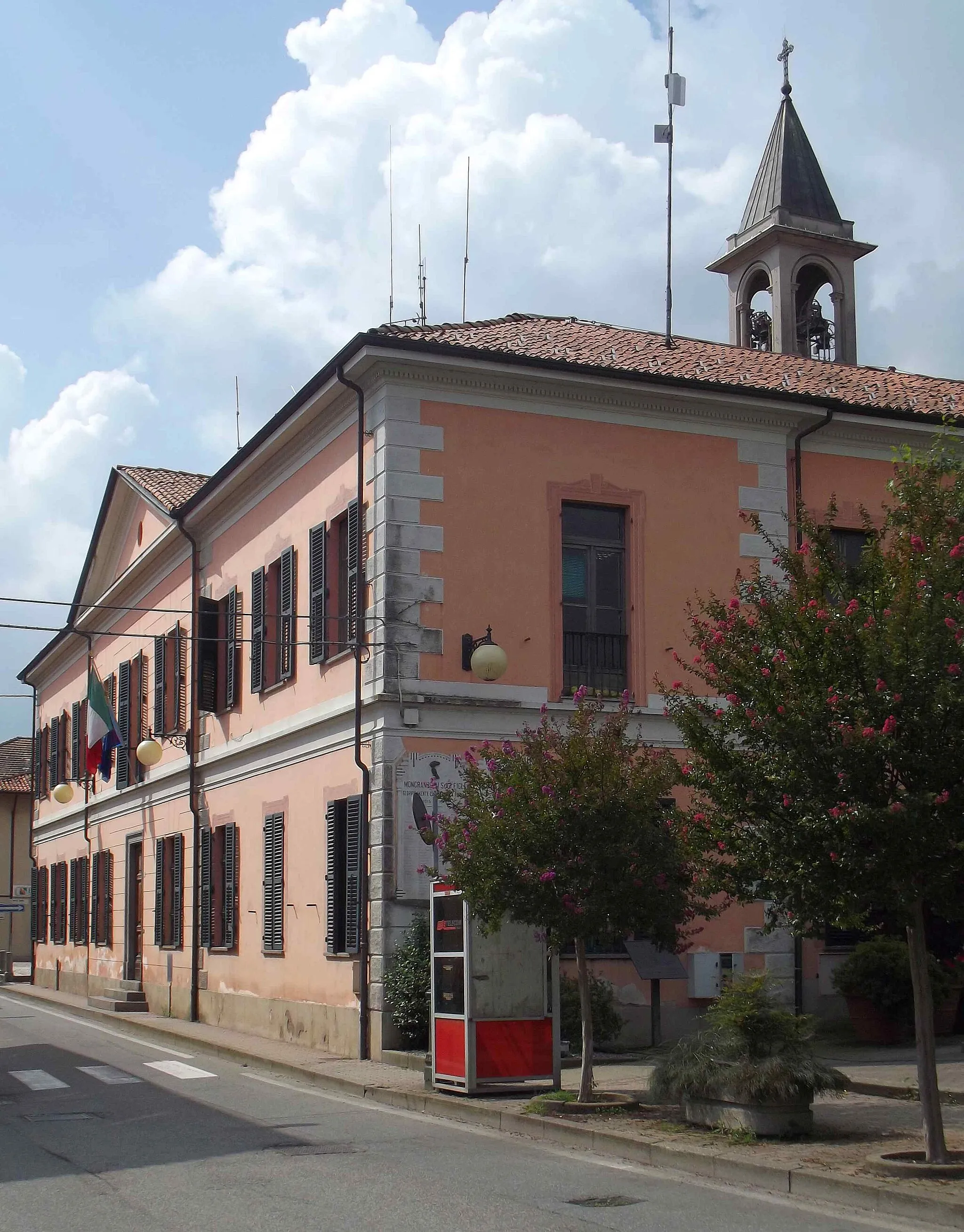 Photo showing: Mongrando (BI, Italy): town hall