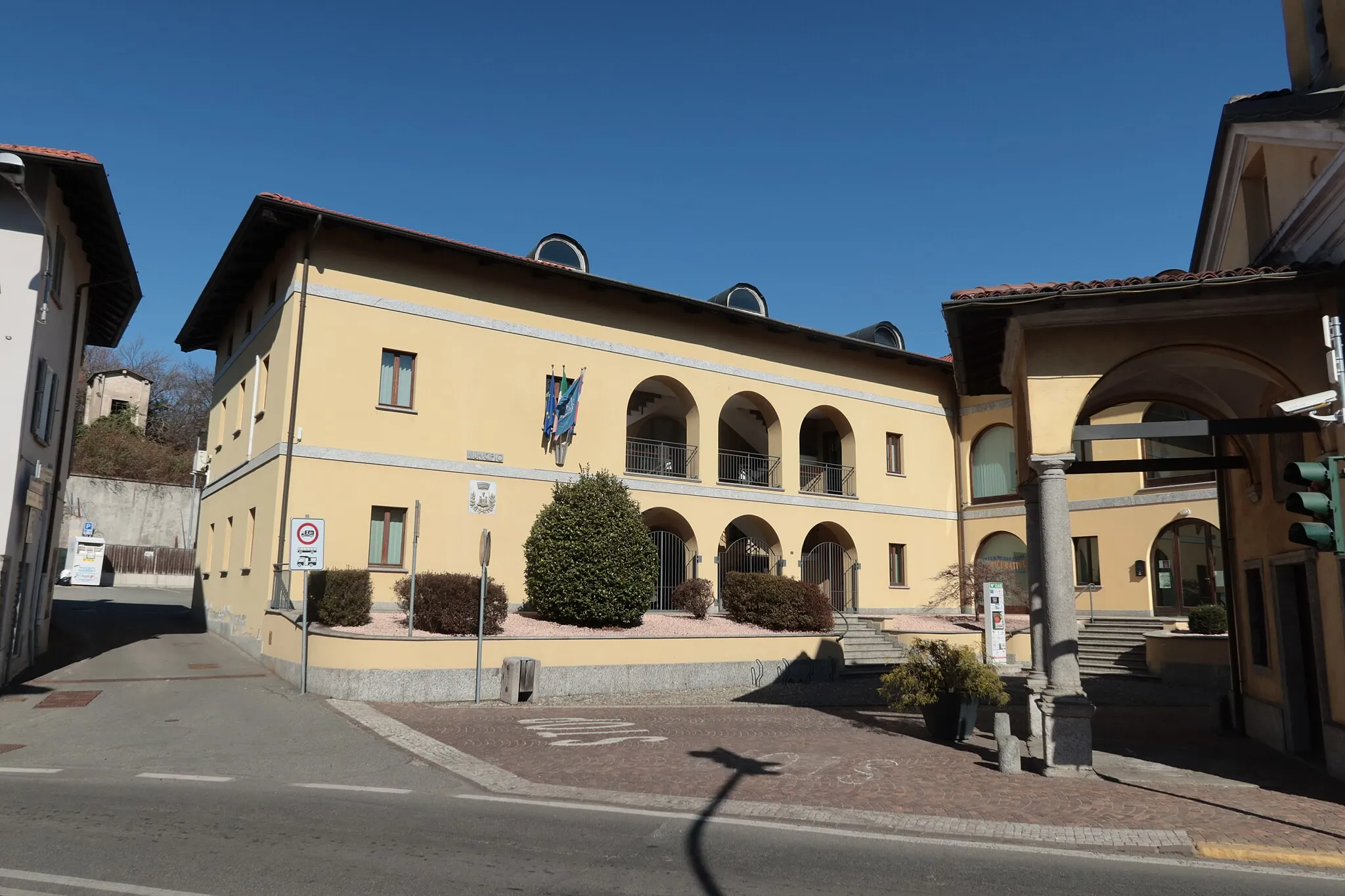 Photo showing: Oleggio Castello Municipio