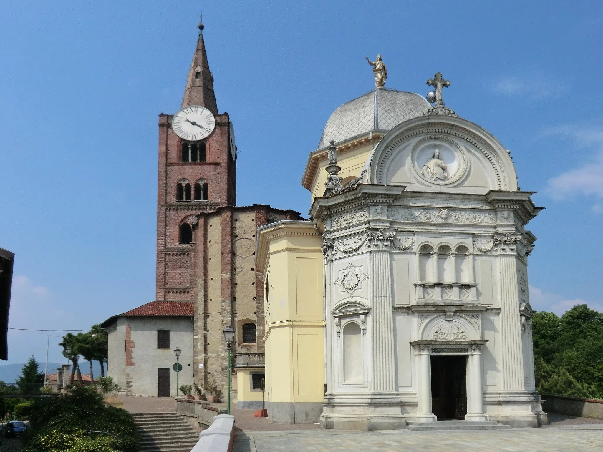 Photo showing: Santuario Madonna delle Grazie

Native name
Santuario Madonna delle Grazie Location
Pinerolo, Italy Coordinates
44° 53′ 22.34″ N, 7° 19′ 38.23″ E