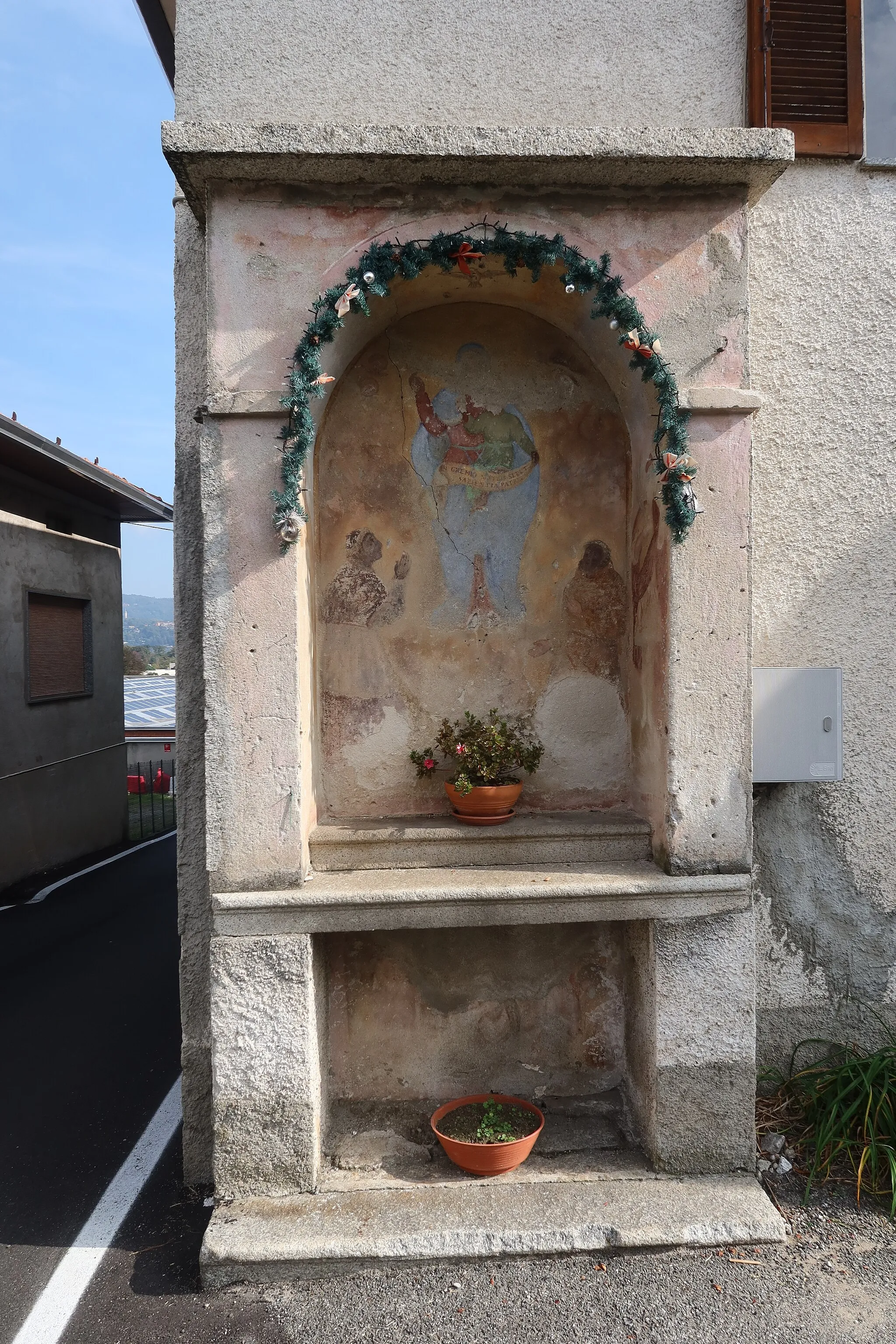 Photo showing: Raveglia Edicola votiva Madonna del sangue di Re