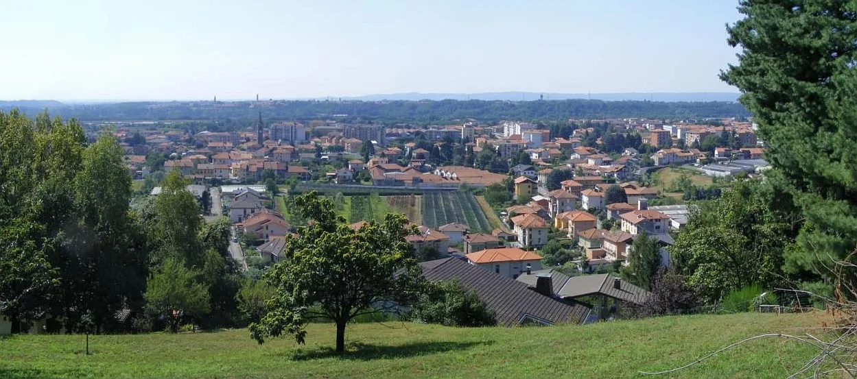 Photo showing: Vigliano Biellese (BI, Italy): panorama from north