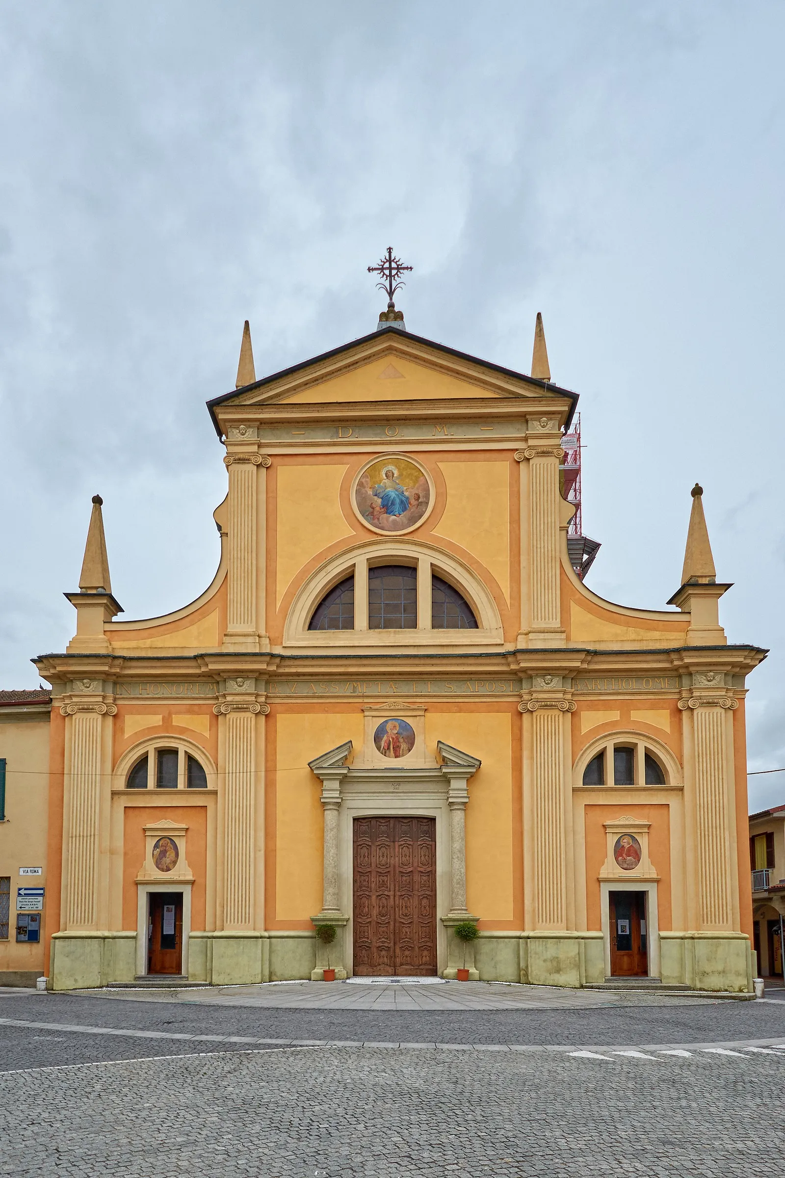 Photo showing: Chiesa parrocchiale dell'Assunta, facciata