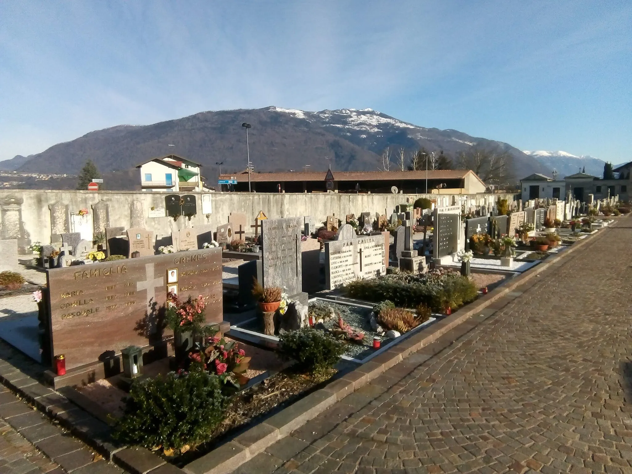 Photo showing: Cimitero di Caldonazzo, in provincia autonoma di Trento