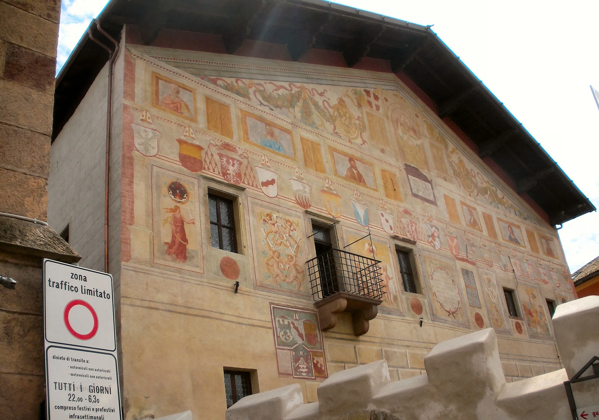 Photo showing: Cavalese (TN), il Palazzo della Magnifica Comunità di Fiemme